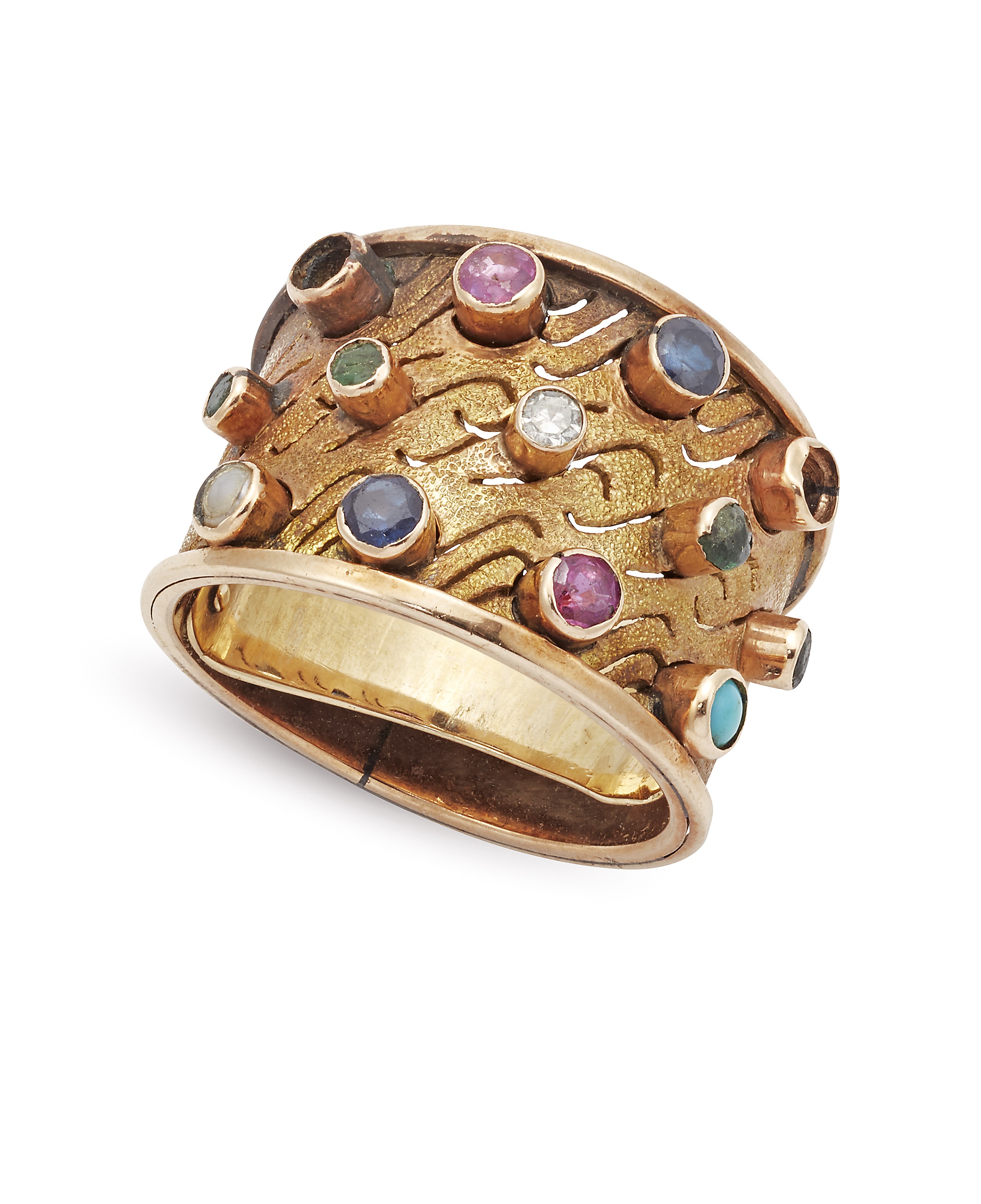 A gem-set dress ring