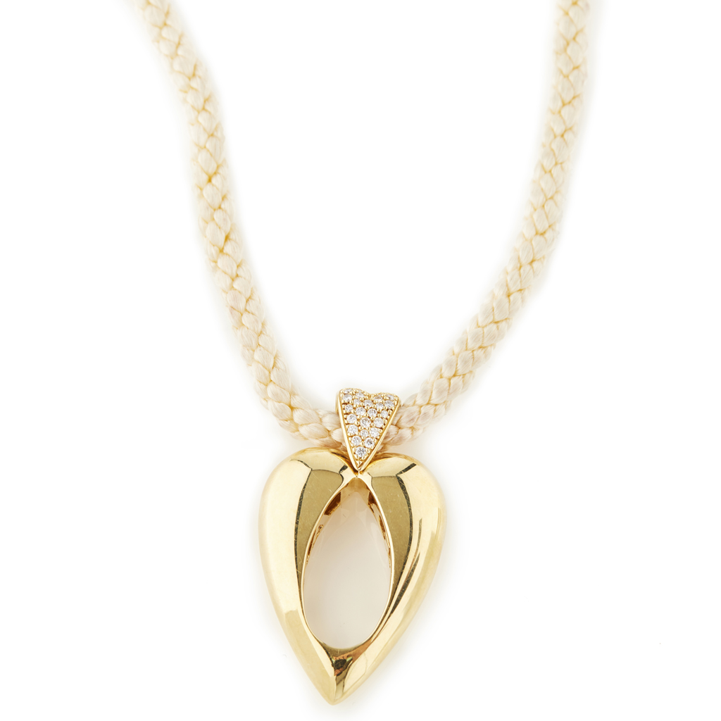 PIAGET – An 18ct gold heart pendant