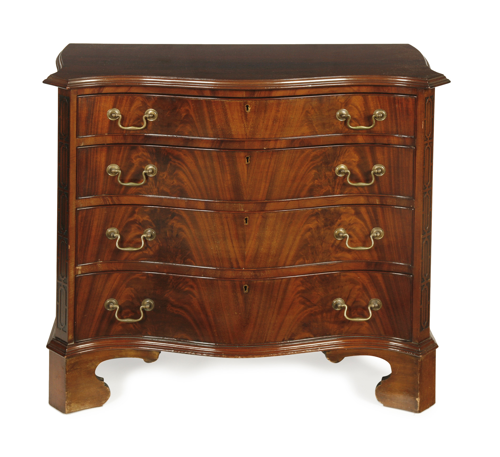 GEORGIAN STYLE MAHOGANY SERPENTINE CHEST
