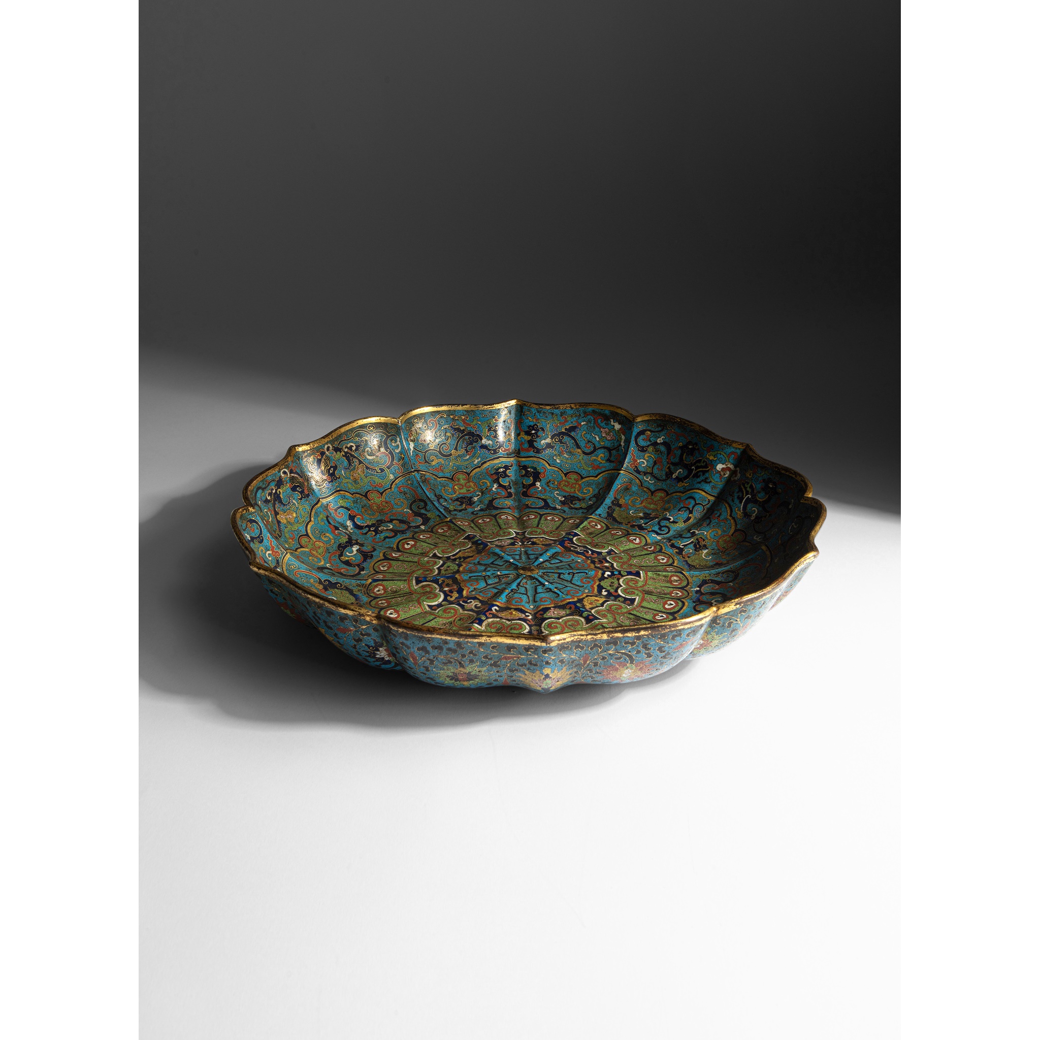 LARGE CLOISONNÉ ENAMEL FOLIATE CHARGER