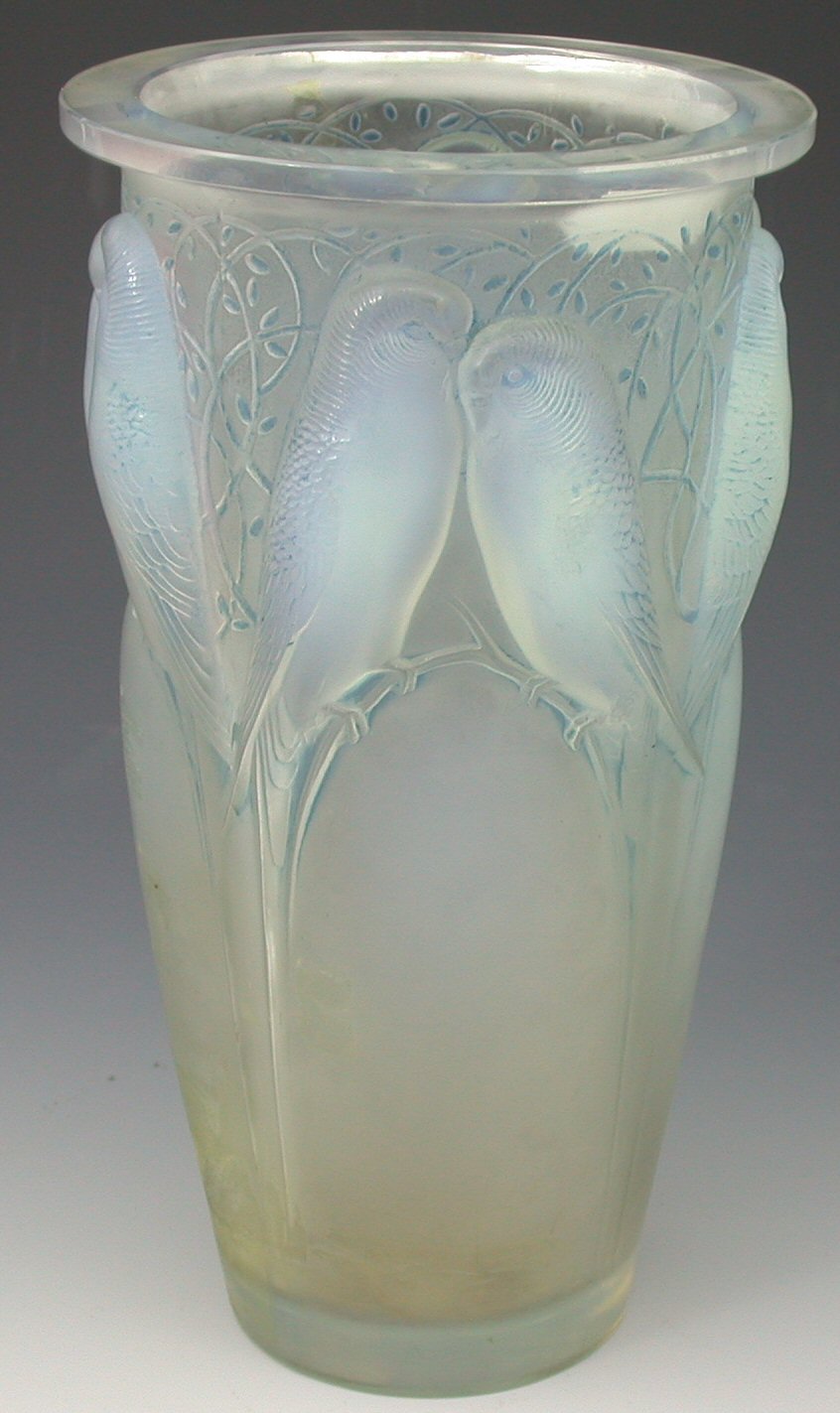 'Ceylan', a Lalique frosted and opalescent glass vase,