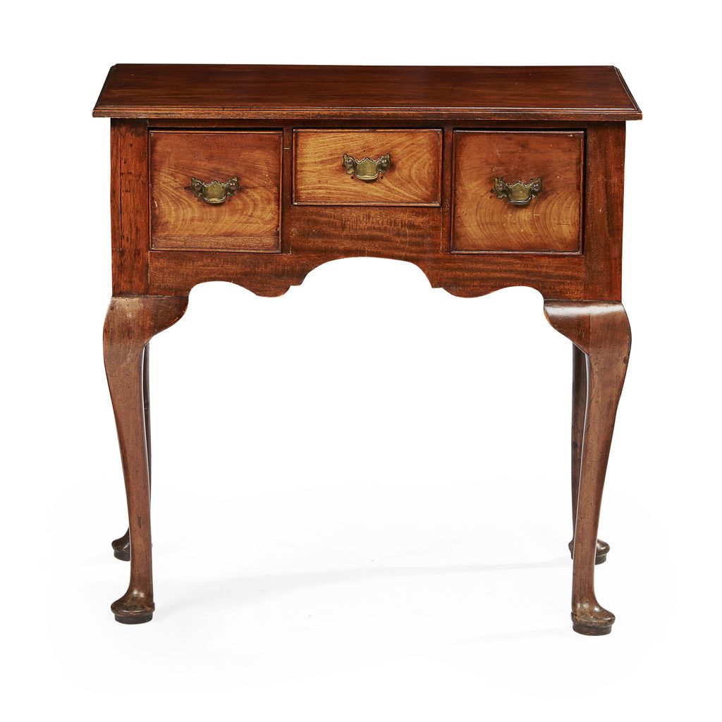 GEORGE II MAHOGANY LOWBOY