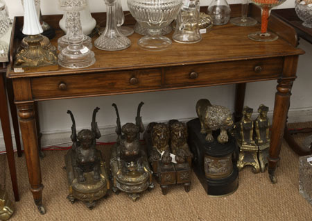 A Victorian mahogany washstand