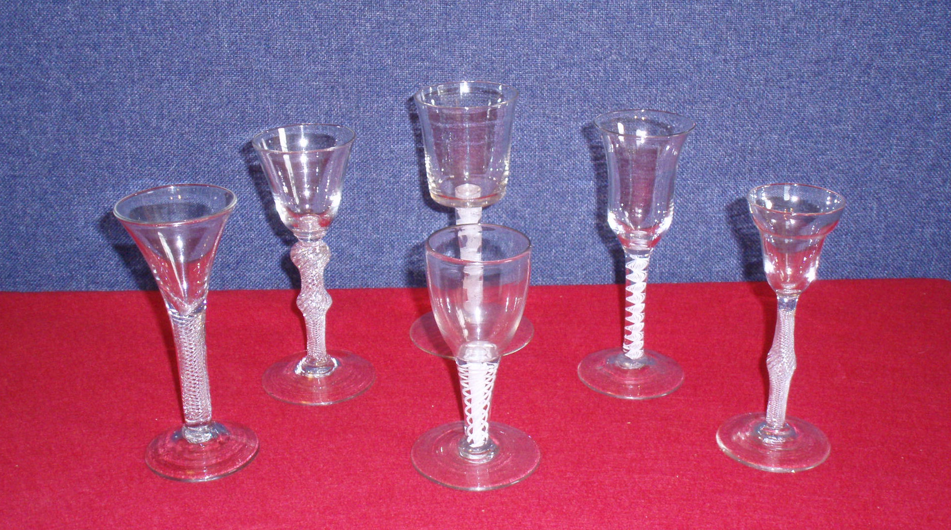 GROUP OF SIX WINE GLASSES