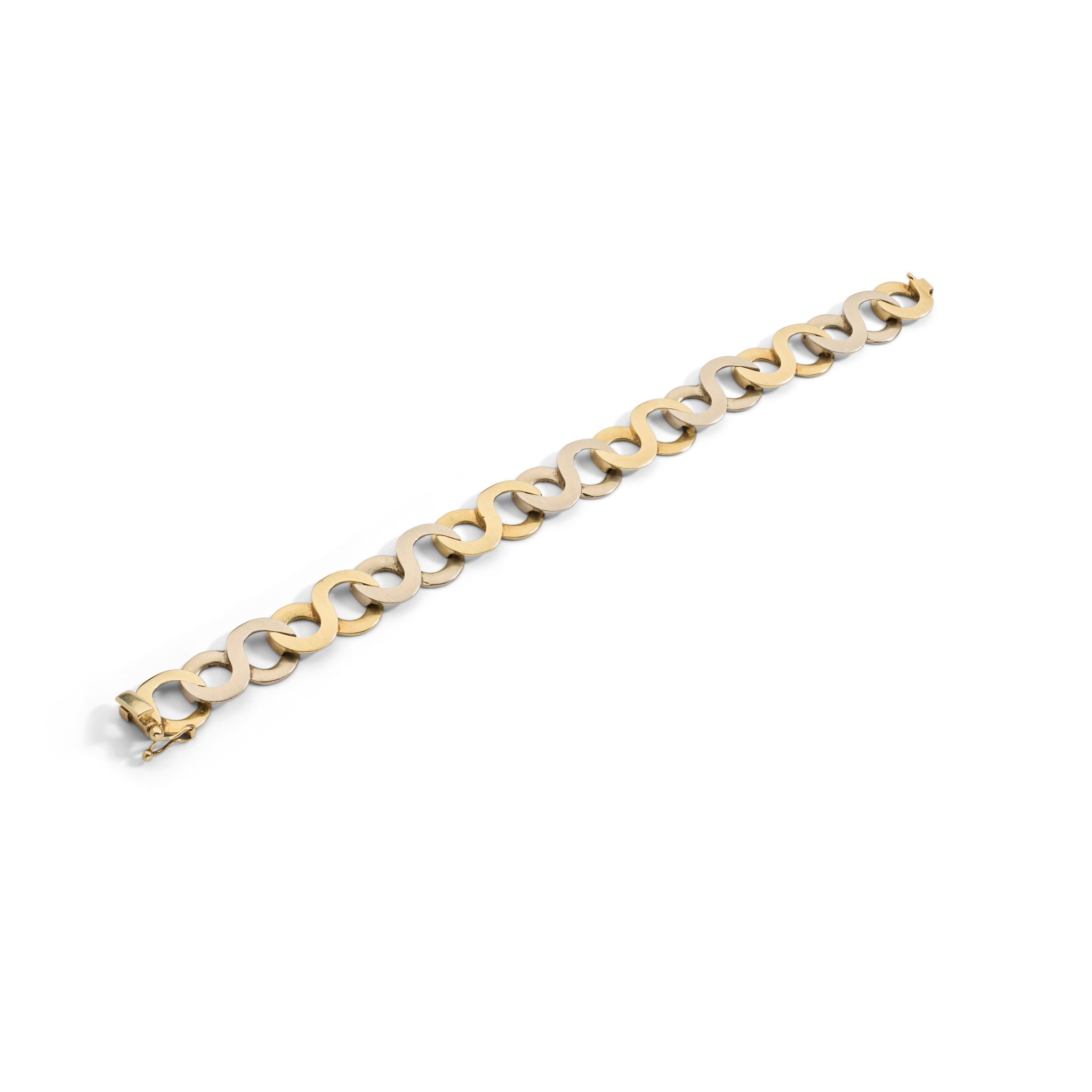 A bi-coloured link bracelet