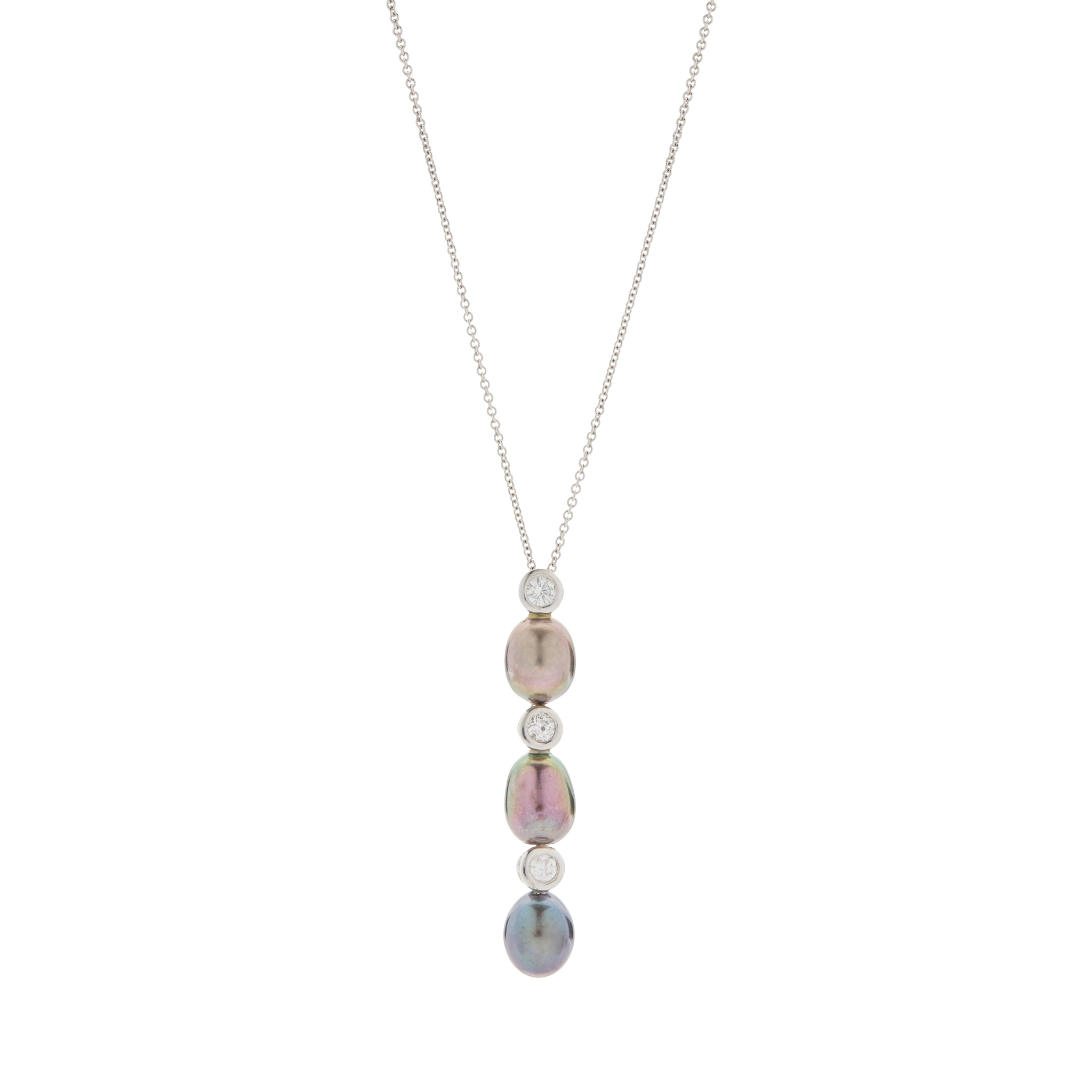 An 18ct gold Tahitian pearl and diamond pendant necklace