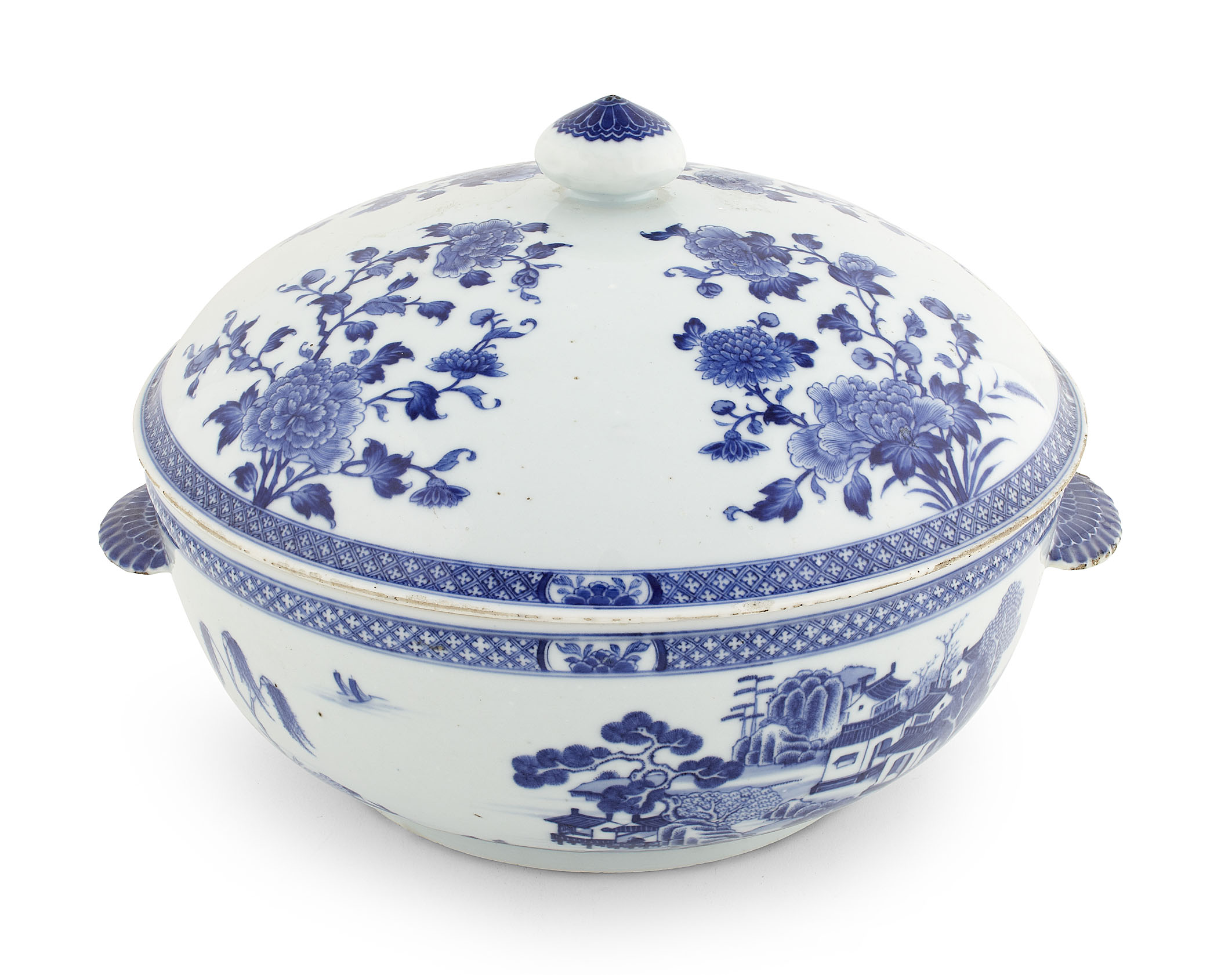CHINESE BLUE AND WHITE EXPORT COVERED TUREEN