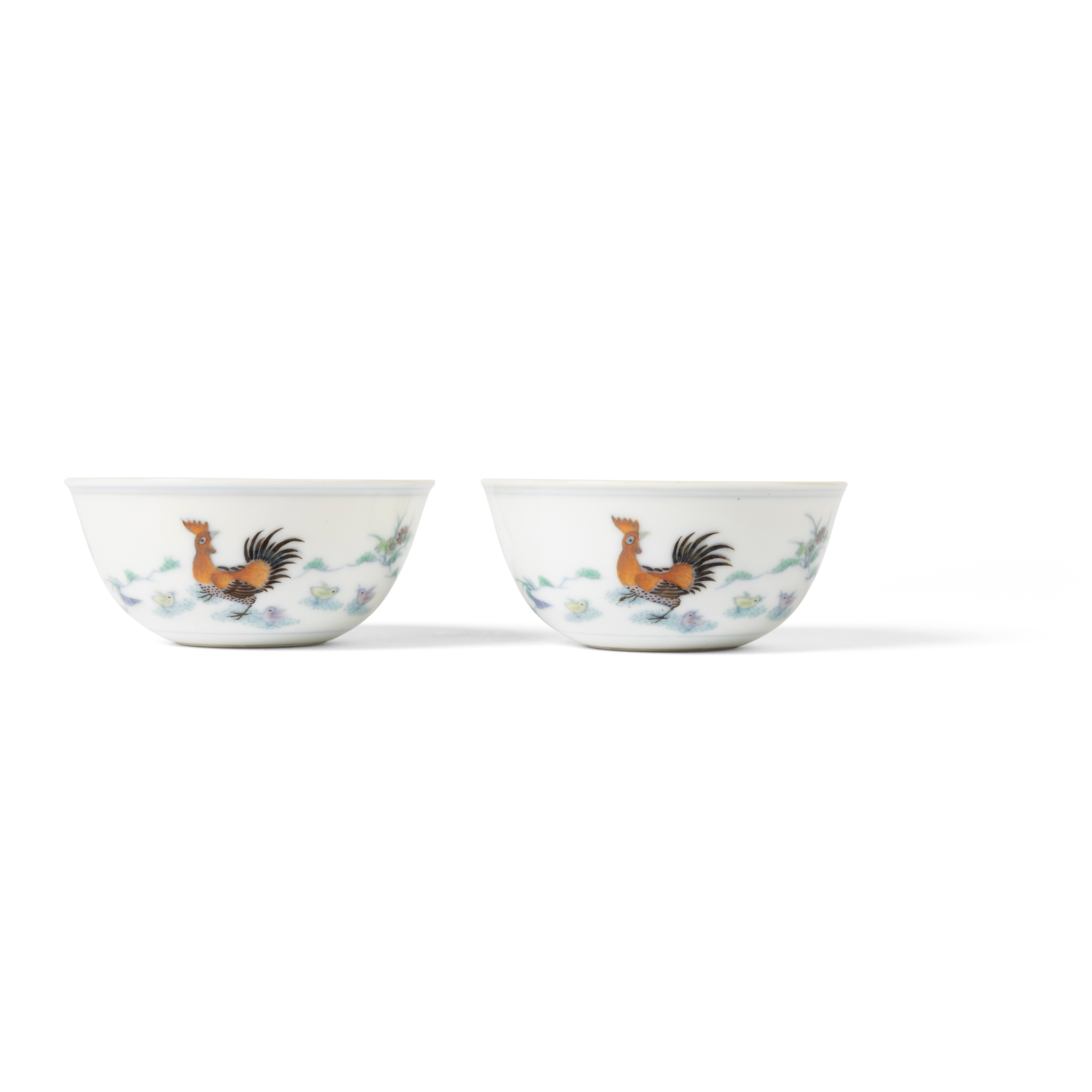 PAIR OF CHINESE DOUCAI 'CHICKEN' CUPS