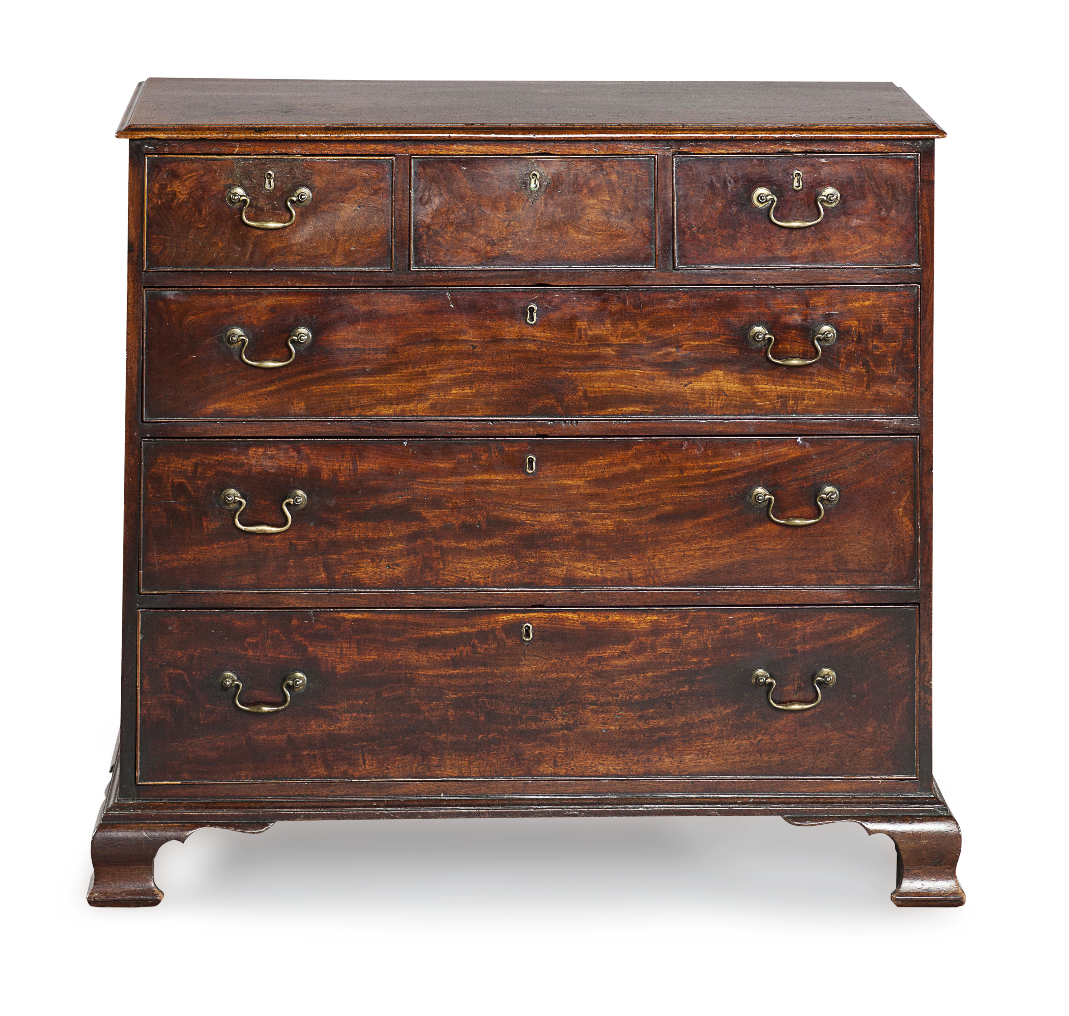 GEORGE III MAHOGANY CHEST OF DRAWERS
