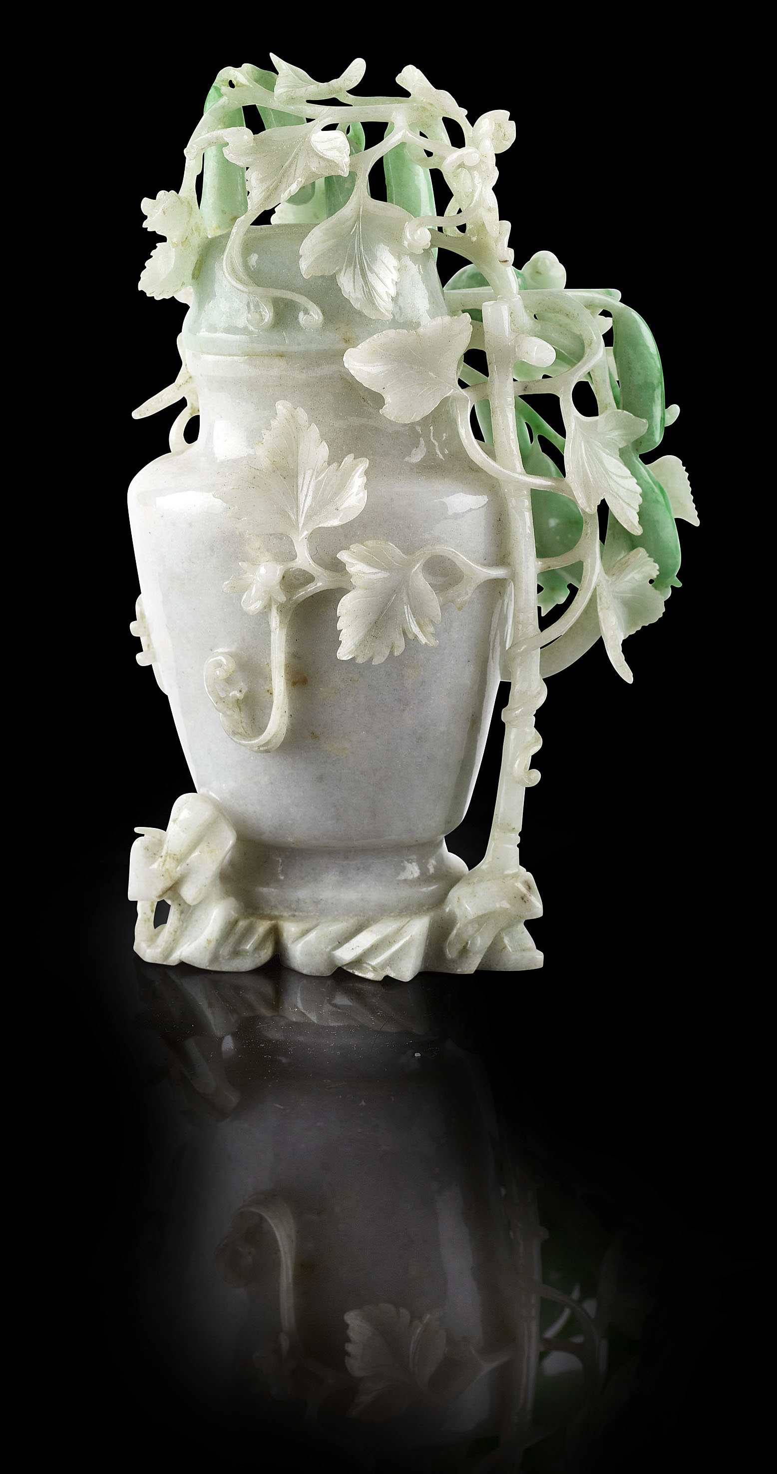 CHINESE JADEITE COVERED VASE