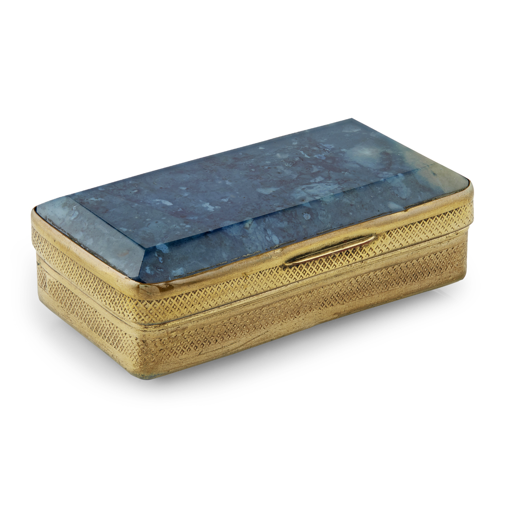 AN UNUSUAL JACOBITE SNUFF BOX