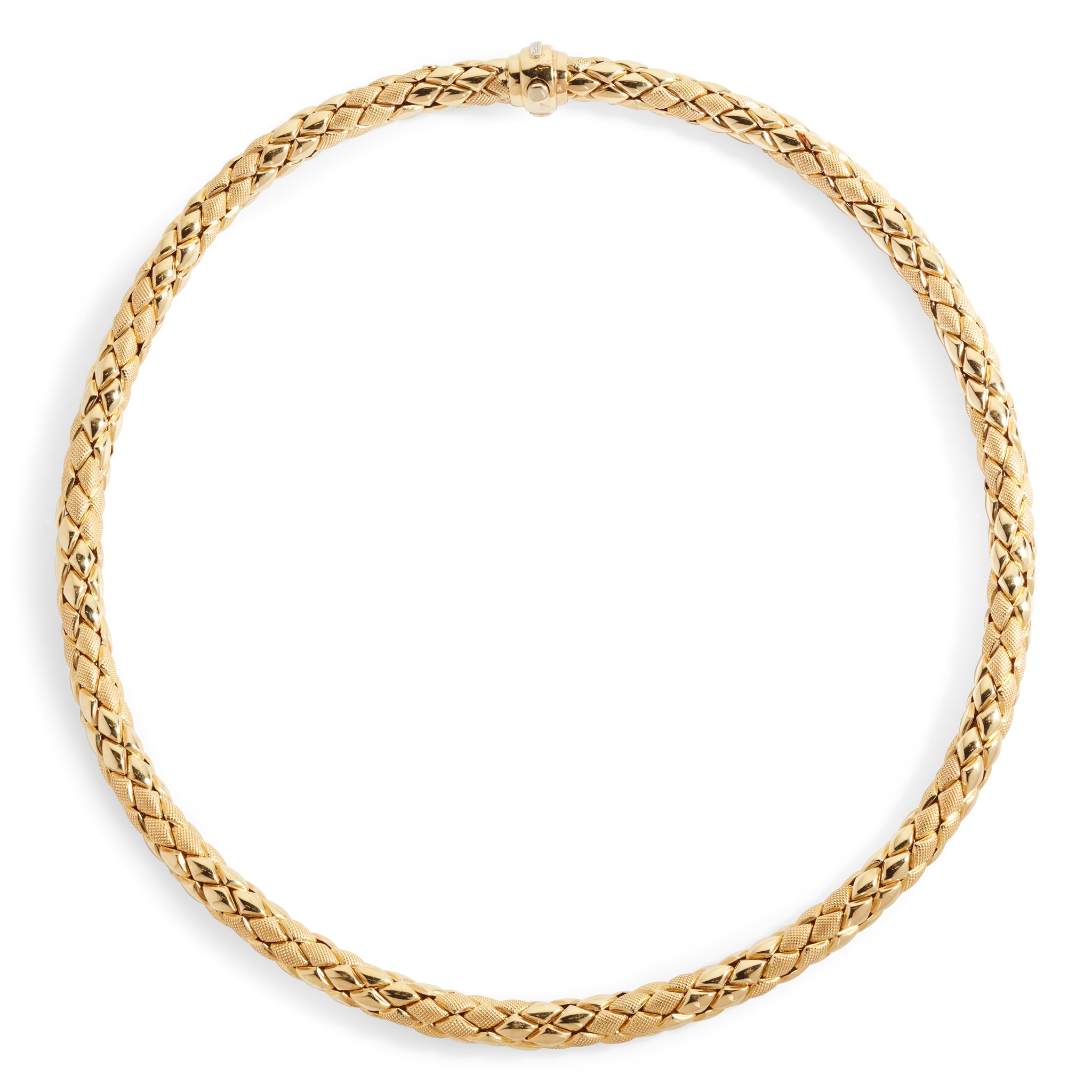 Chimento: A fancy-link necklace