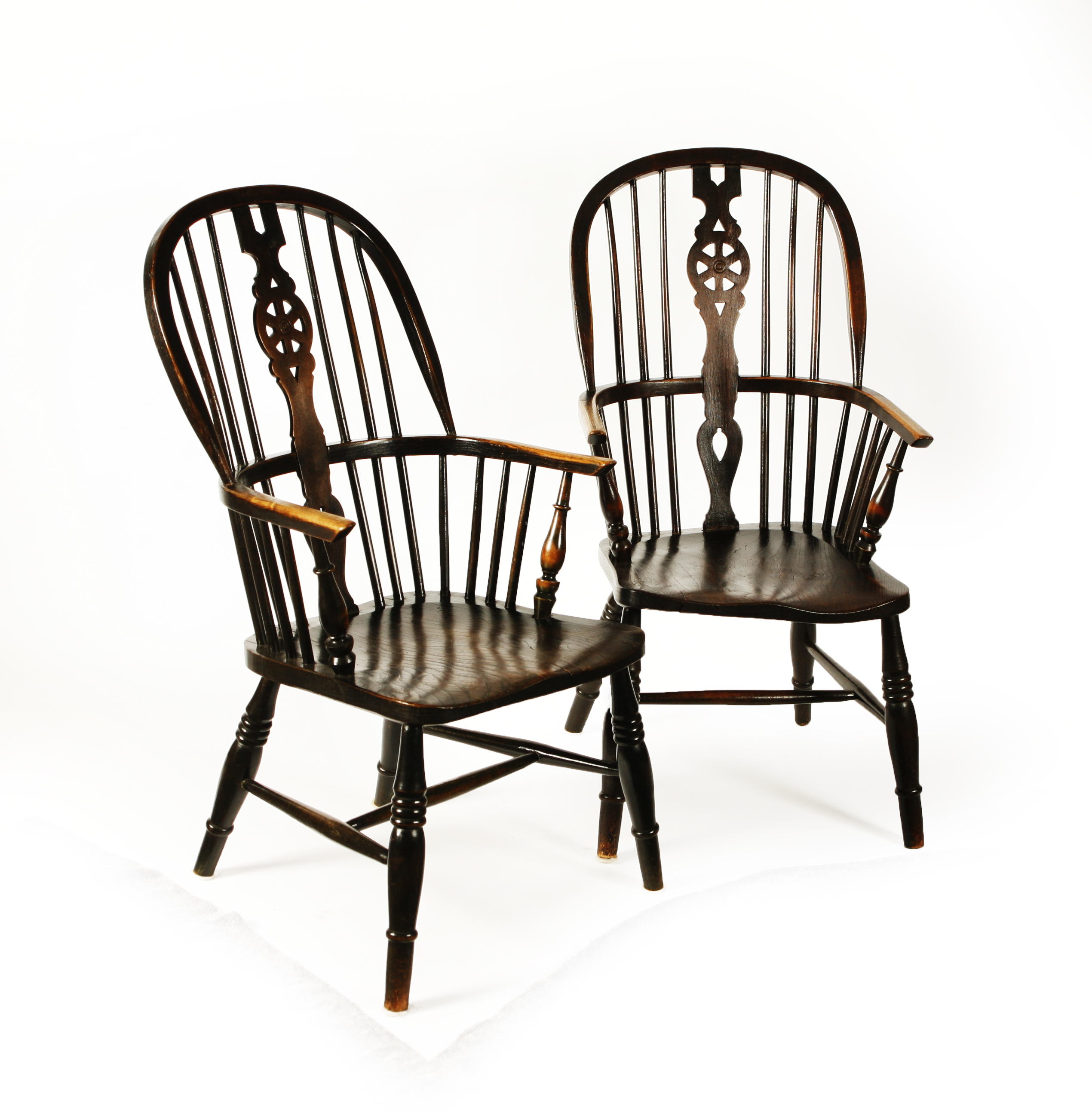 PAIR OF WINDSOR CHAIRS