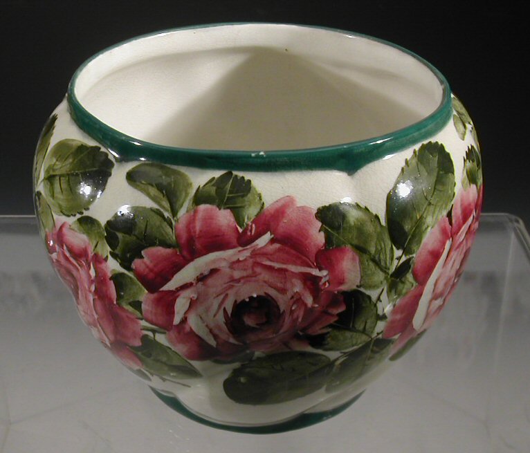 A Wemyss 'Roses' Combe jardiniere