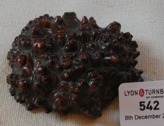 A Scottish 19th century burr elm snuff mull