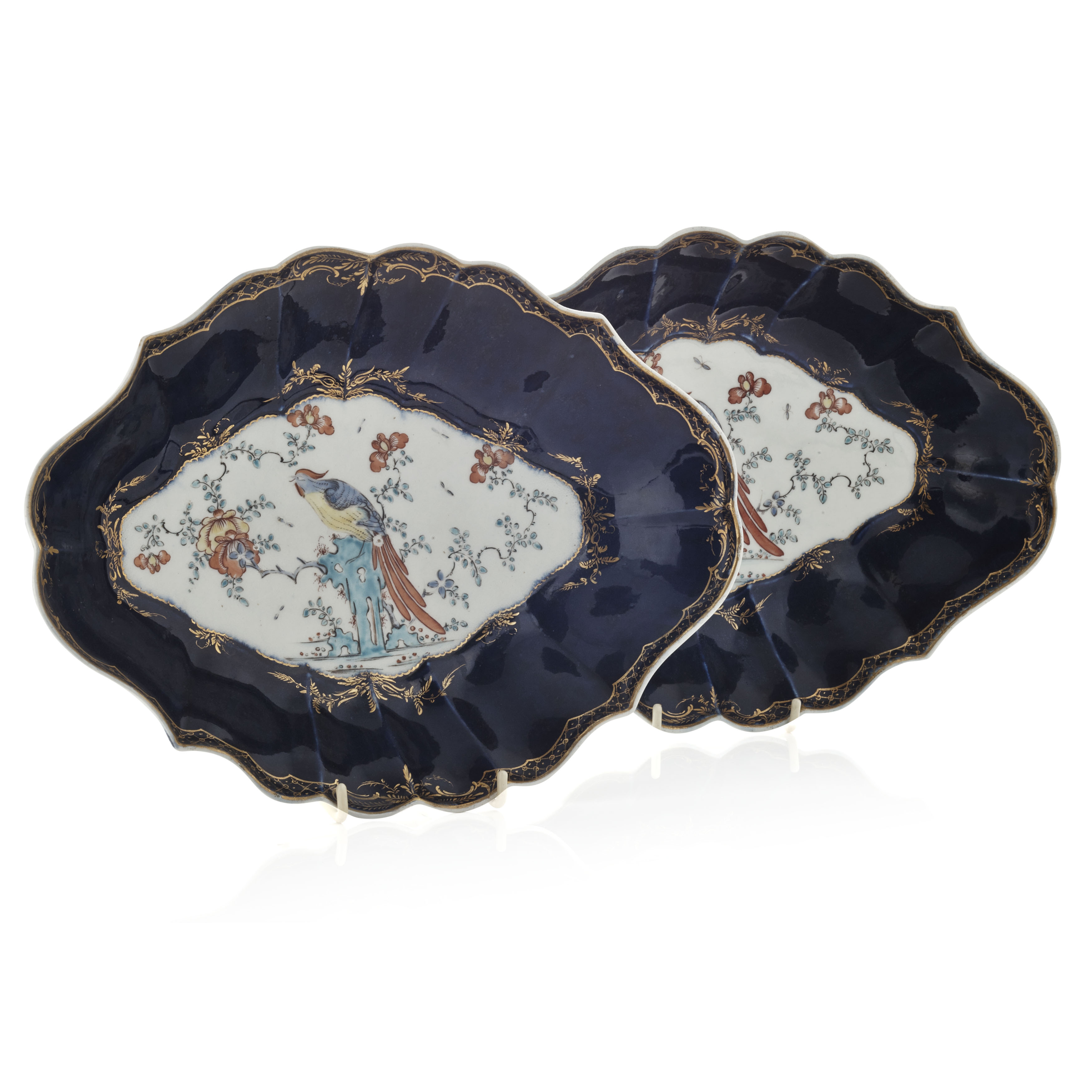PAIR OF LOZENGE SHAPED WORCESTER FIRST PERIOD PORCELAIN BOWLS