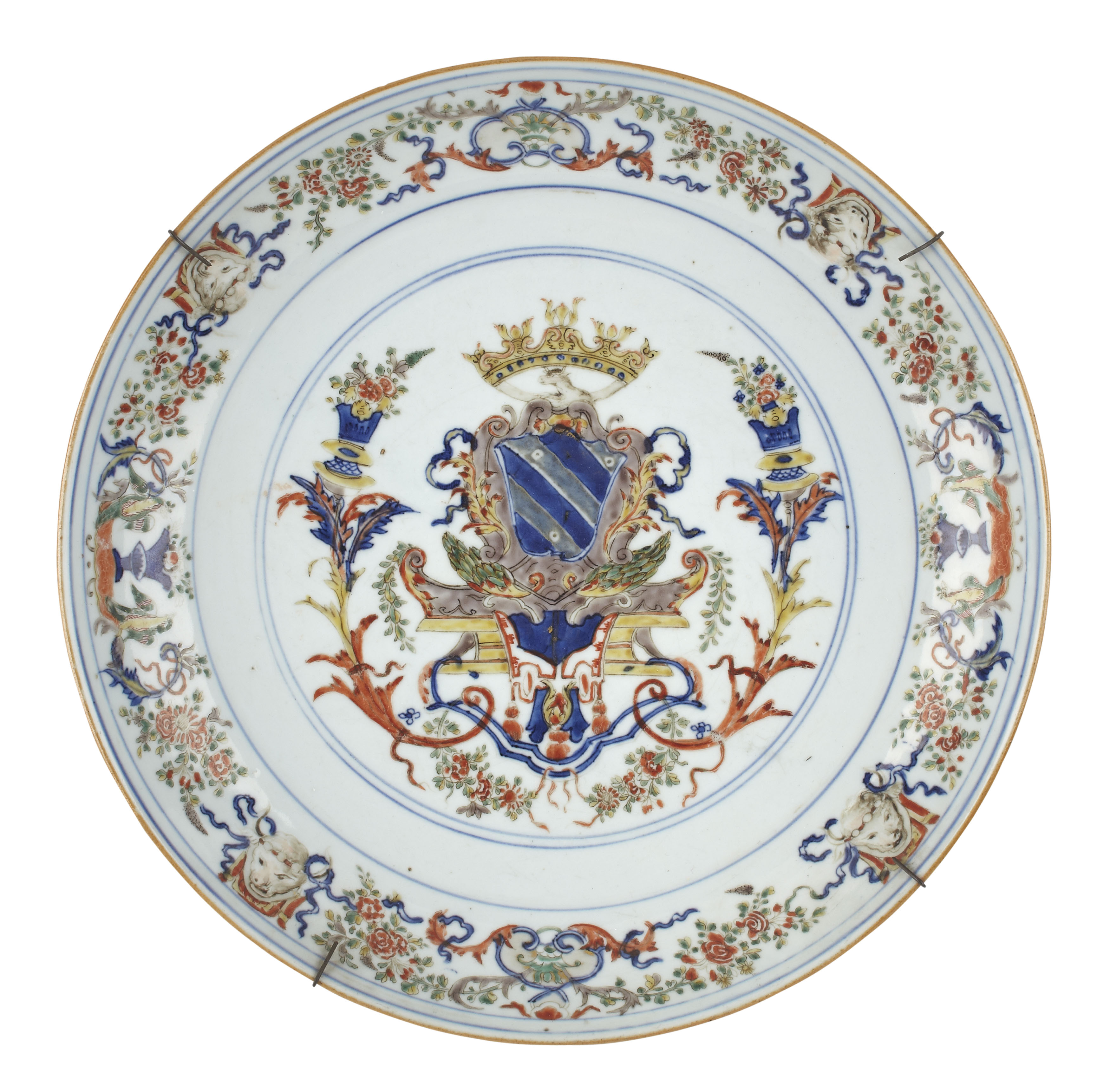 CHINESE FAMILLE VERTE ARMORIAL DISH