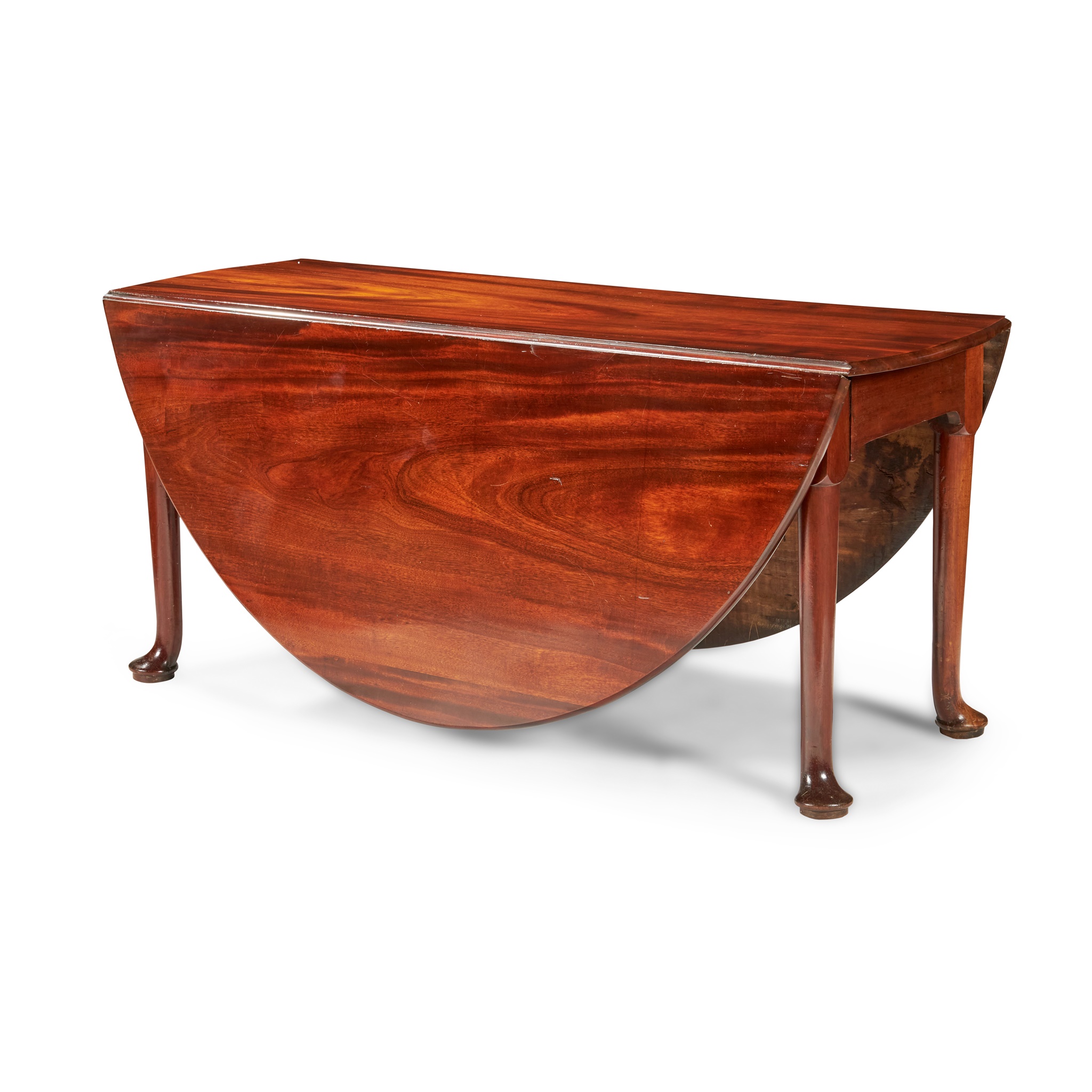 GEORGE II MAHOGANY DROP-LEAF DINING TABLE