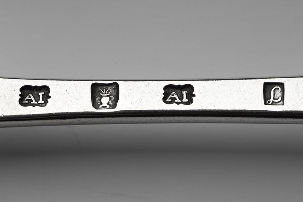 Dundee - a Scottish provincial tablespoon