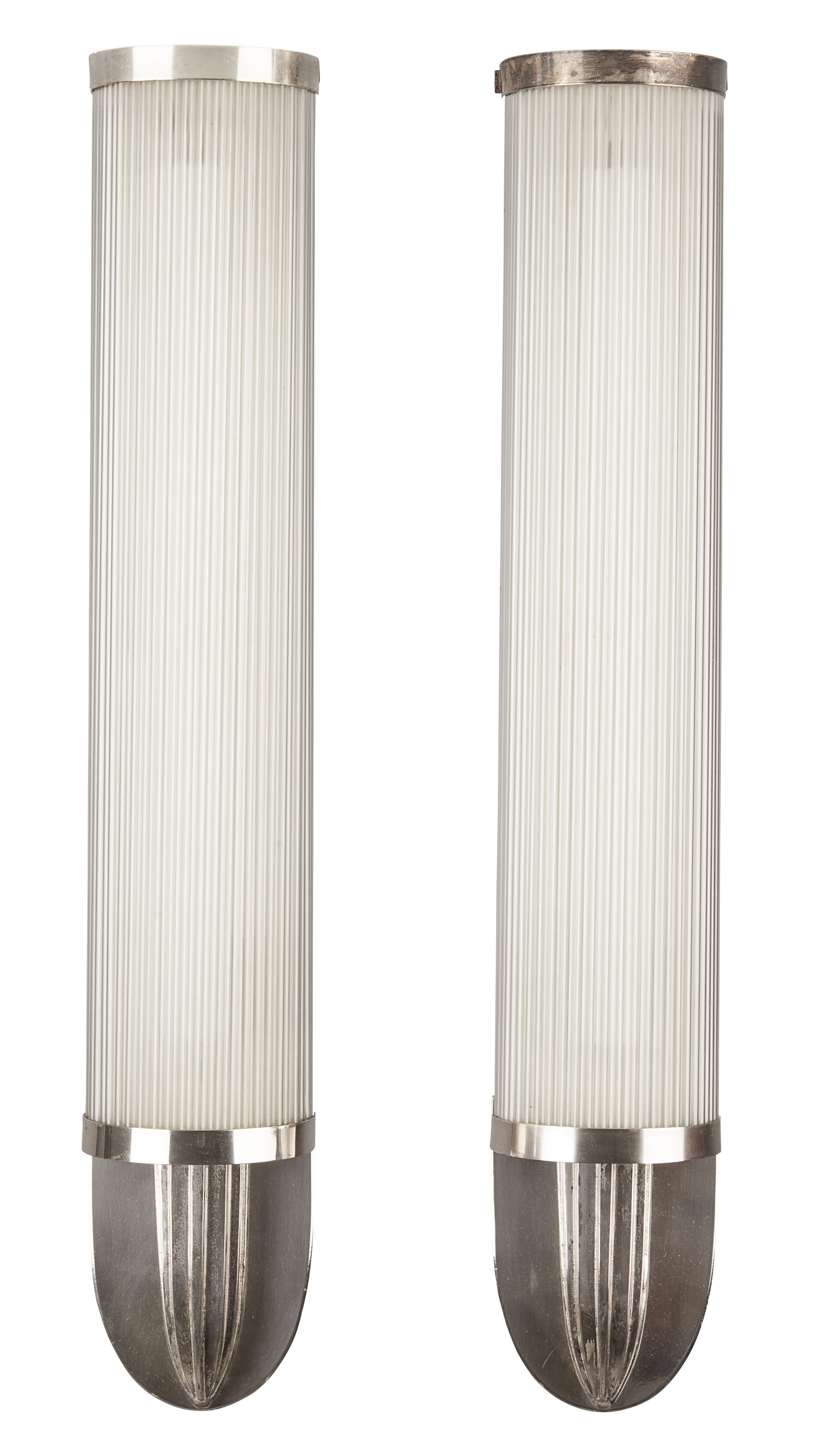 PAIR OF ART DECO FROSTED GLASS WALL APPLIQUES