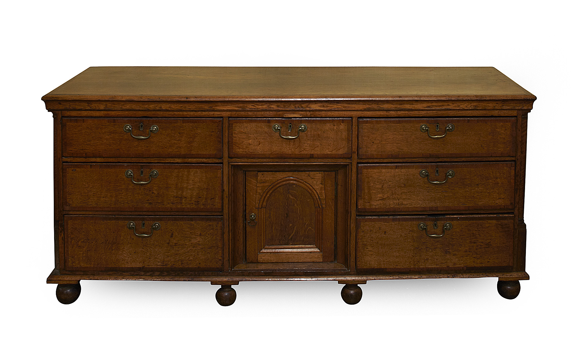 GEORGE III OAK AND MAHOGANY CROSSBANDED DRESSER