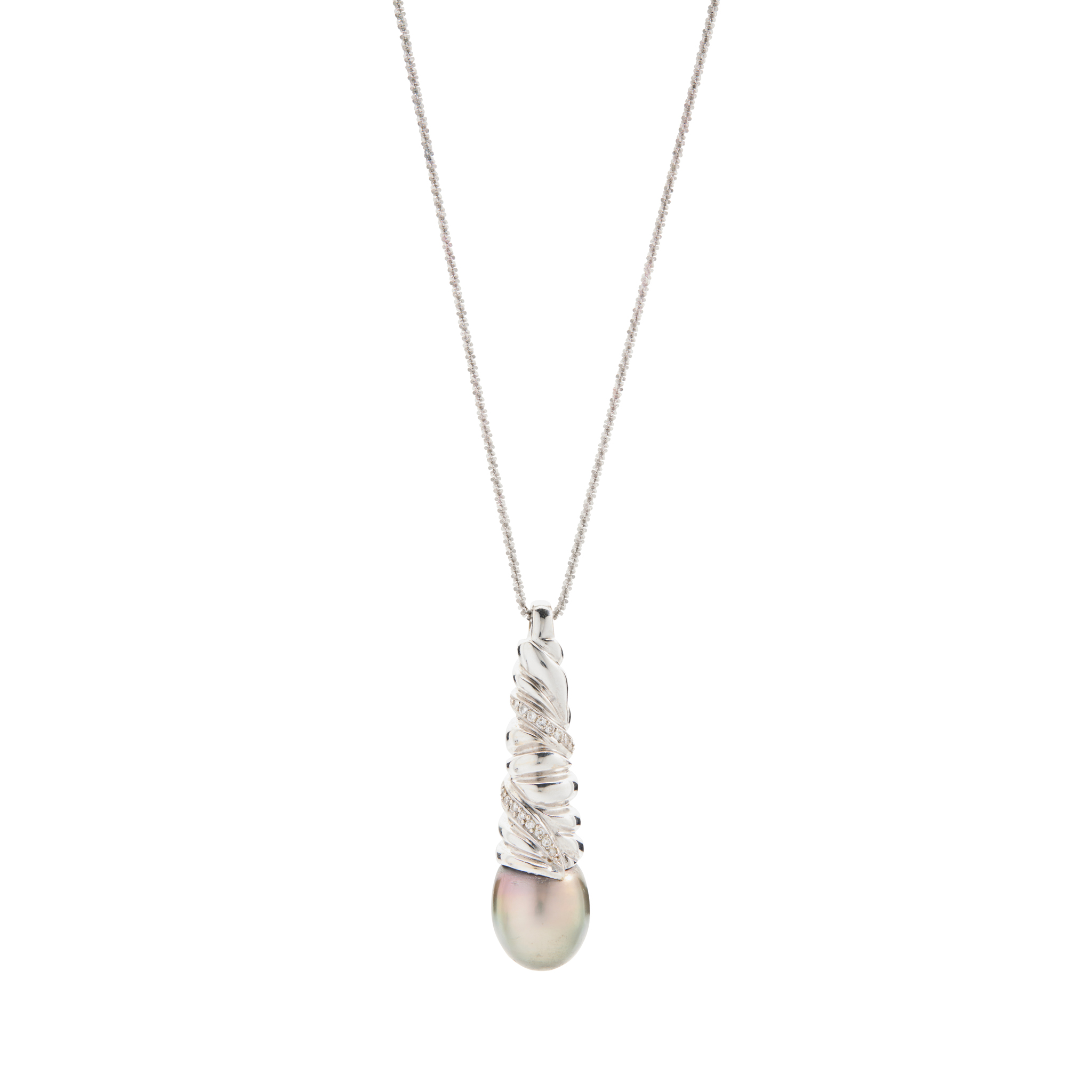 A Tahitian pearl and diamond pendant necklace