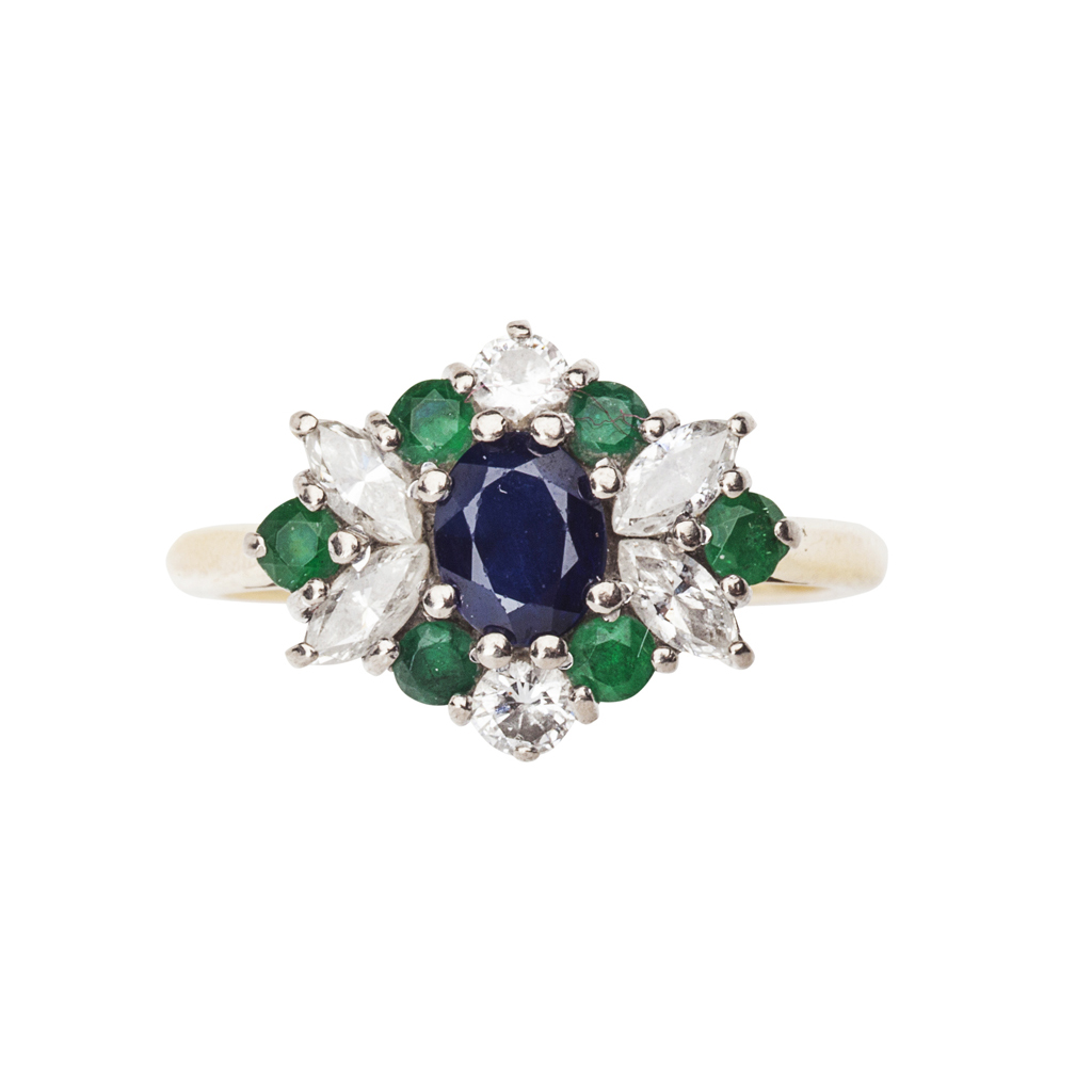 An unusual multi-gem set cluster ring