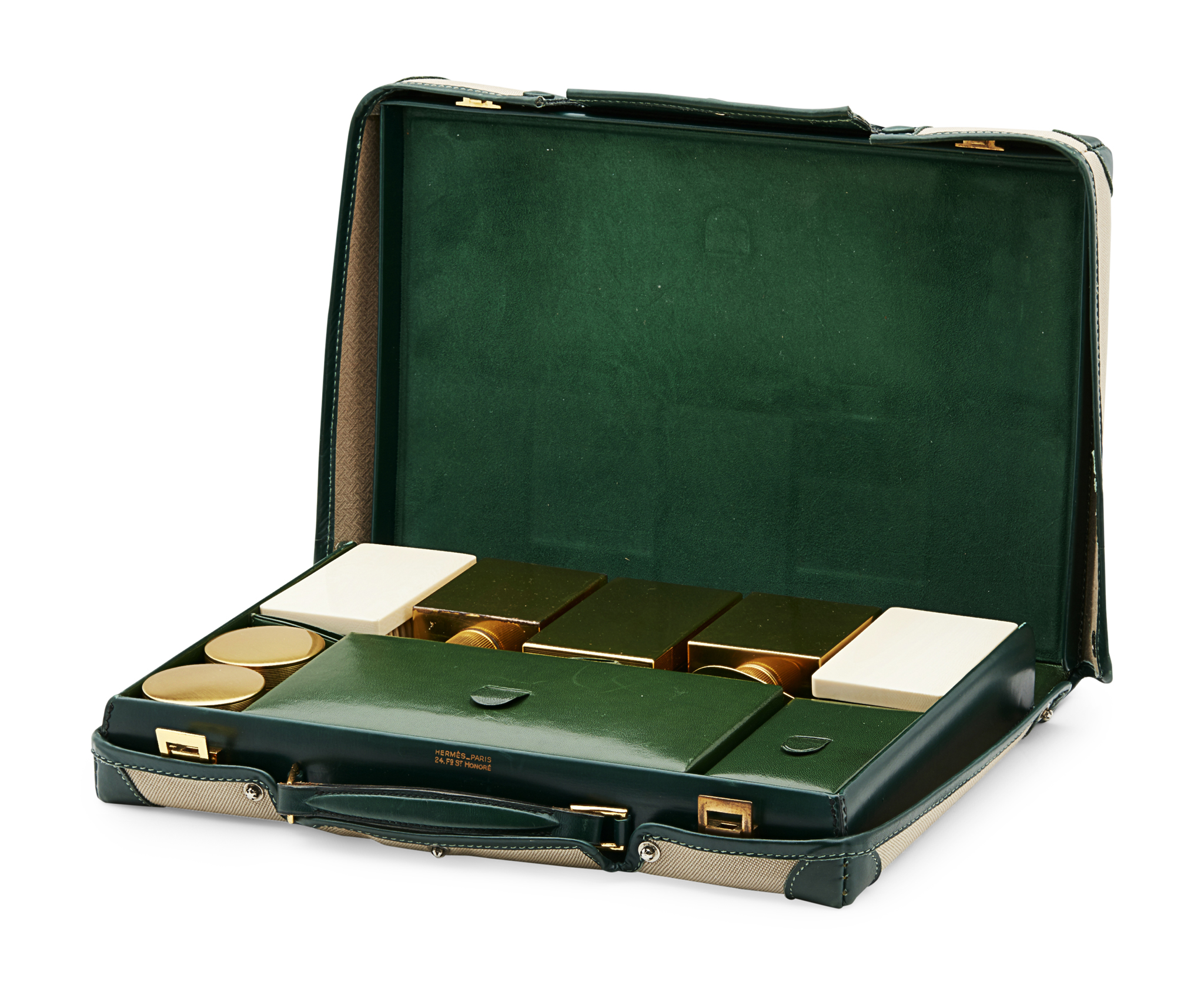 HERMES - A green leather travel dressing case