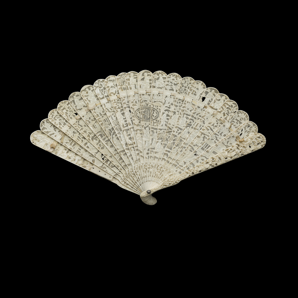 CANTON IVORY BRISÉ FAN