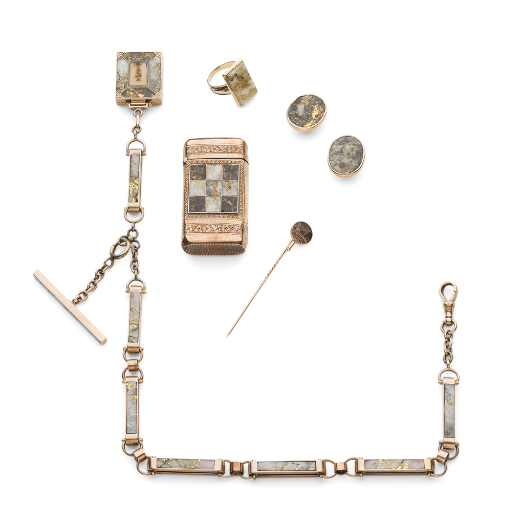 A Victorian Scottish gold and polished hardstone gentleman's dress set