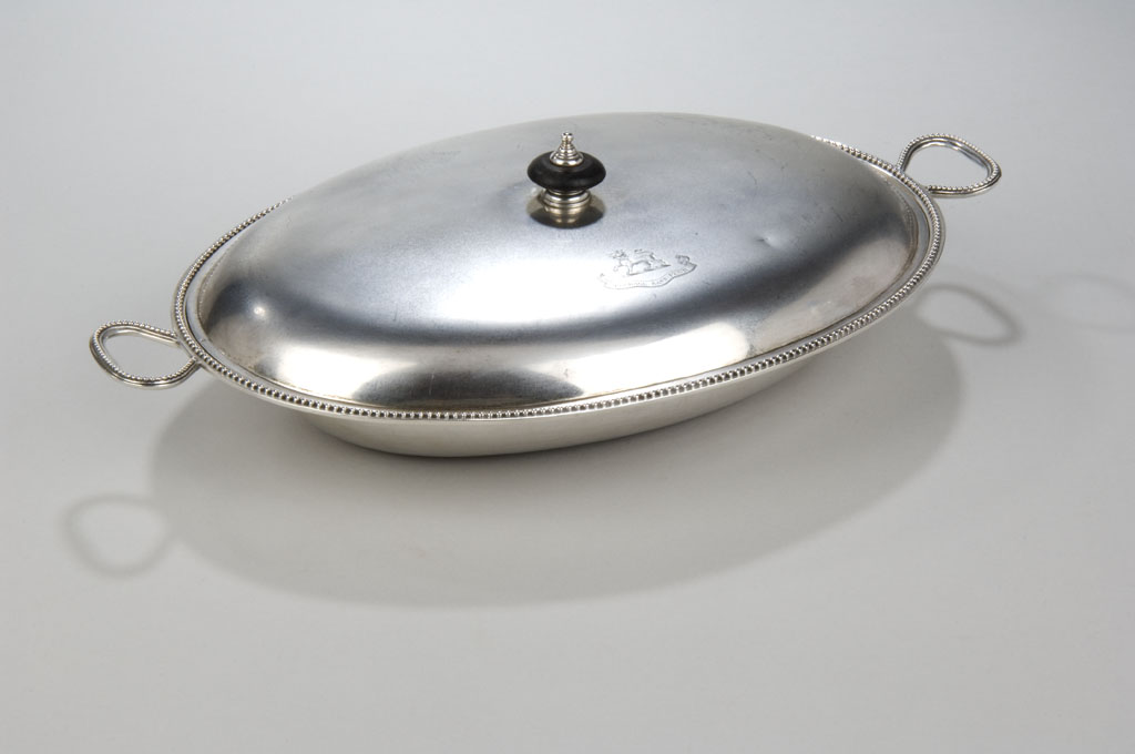 A George III silver entree dish and cover Fogelberg & Gilbert, London 1809