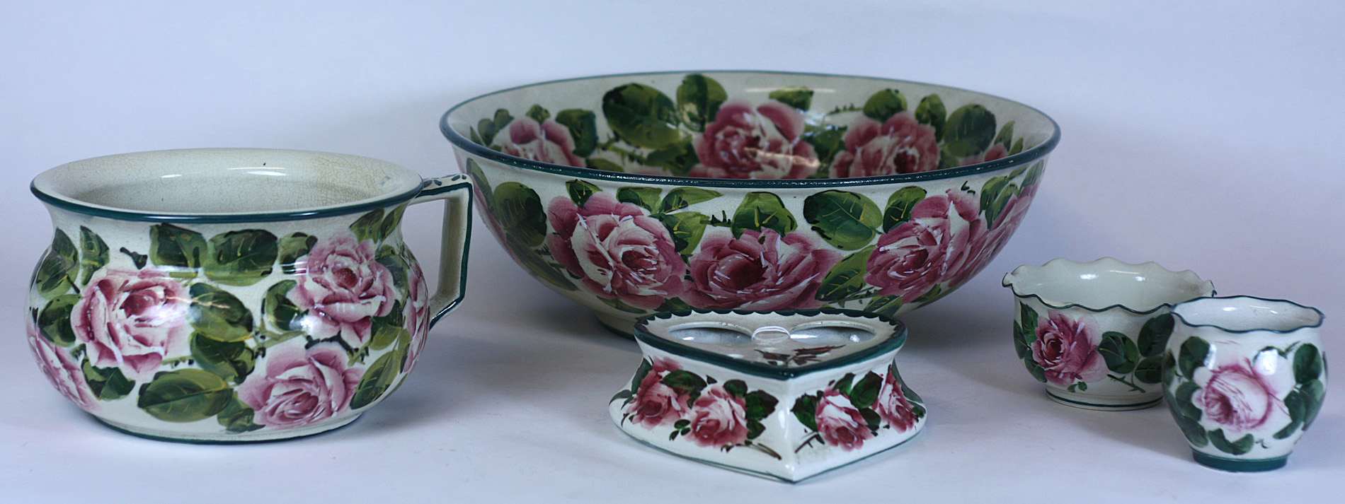 COLLECTION OF WEMYSS WARE DECORATED WITH CABBAGE ROSES