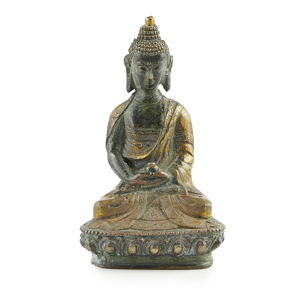 SMALL PARCEL-GILT BRONZE FIGURE OF SHAKYAMUNI BUDDHA
