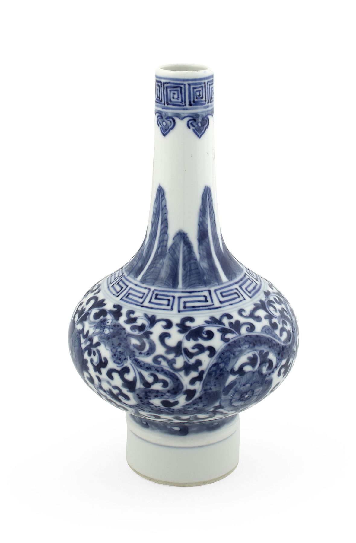 CHINESE BLUE AND WHITE BOTTLE VASE