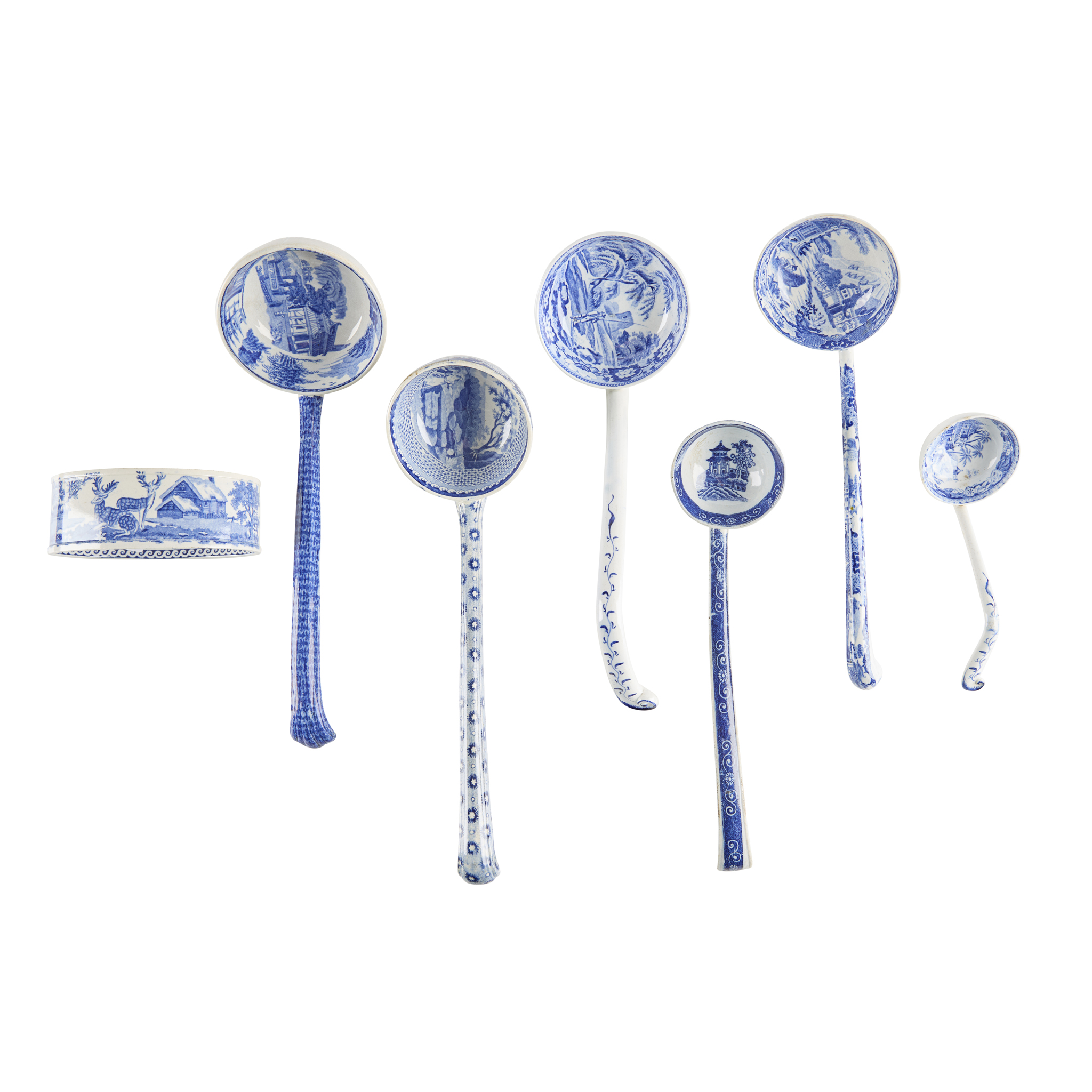 COLLECTION OF TRANSFER PRINTED BLUE AND WHITE LADLES