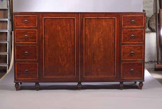 An early 19th century mahogany gentleman's compactum