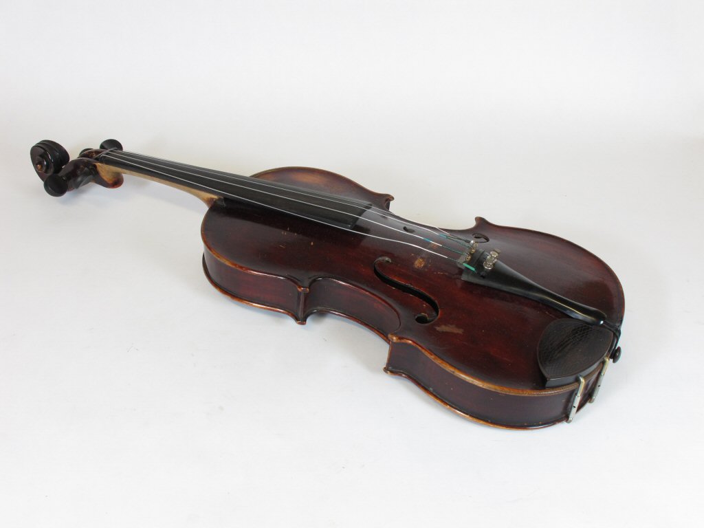 VIOLIN BY WILLIAM DAVIDSON, EDINBURGH