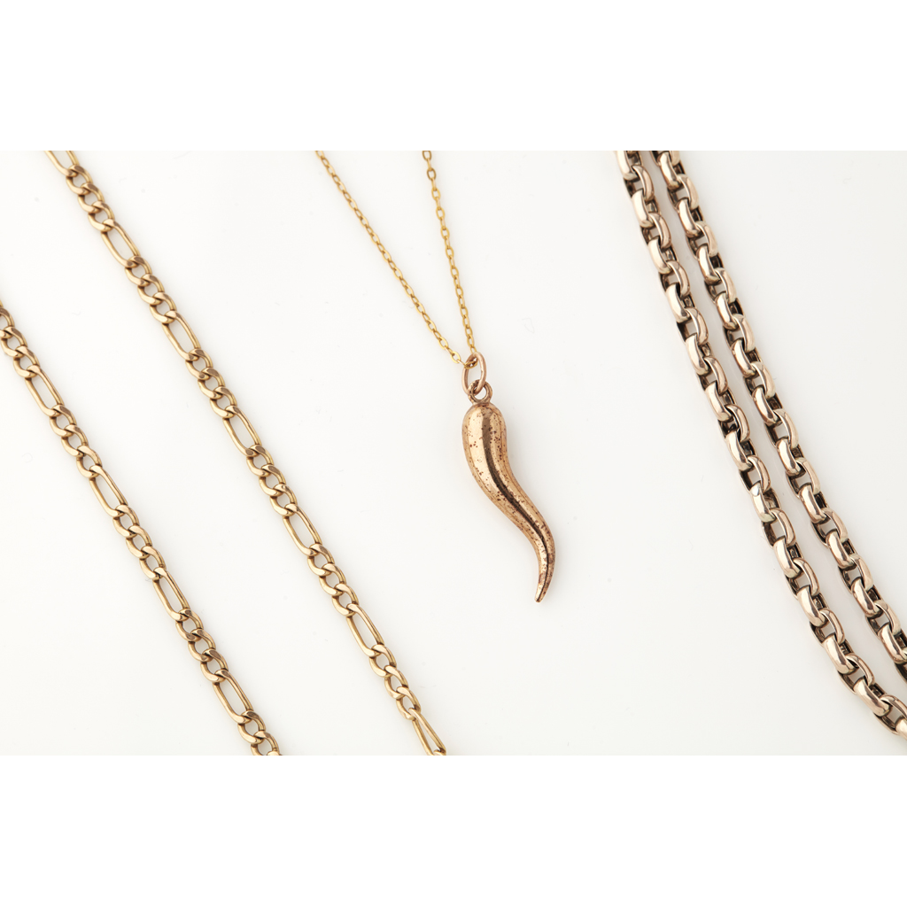 A collection of jewellery