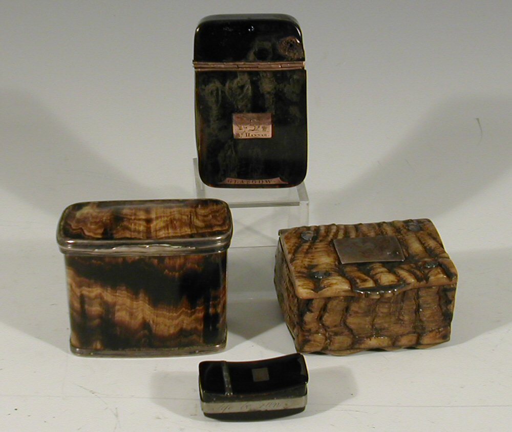 A 19th century Scottish horn snuff box,