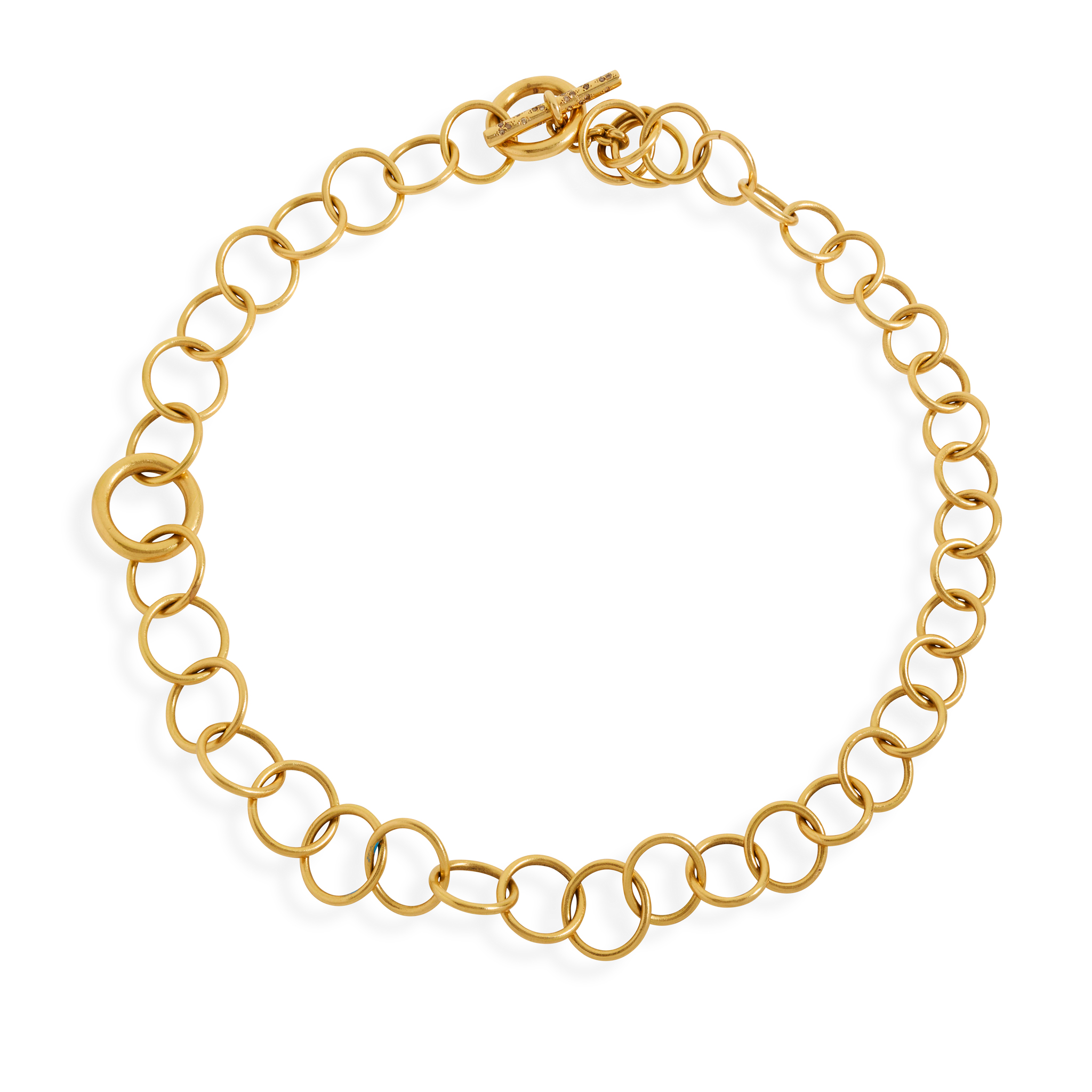 Peter Plöderl: A circular-link neck chain