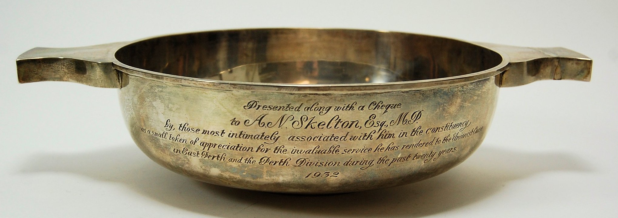 A large presentation quaich