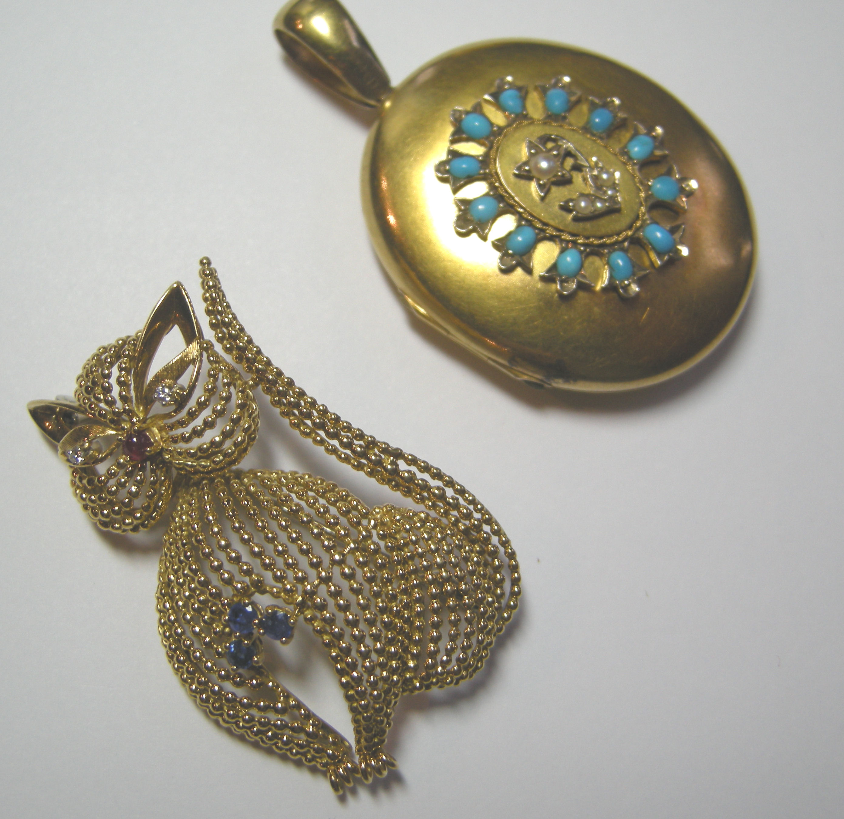 A late Victorian gold locket