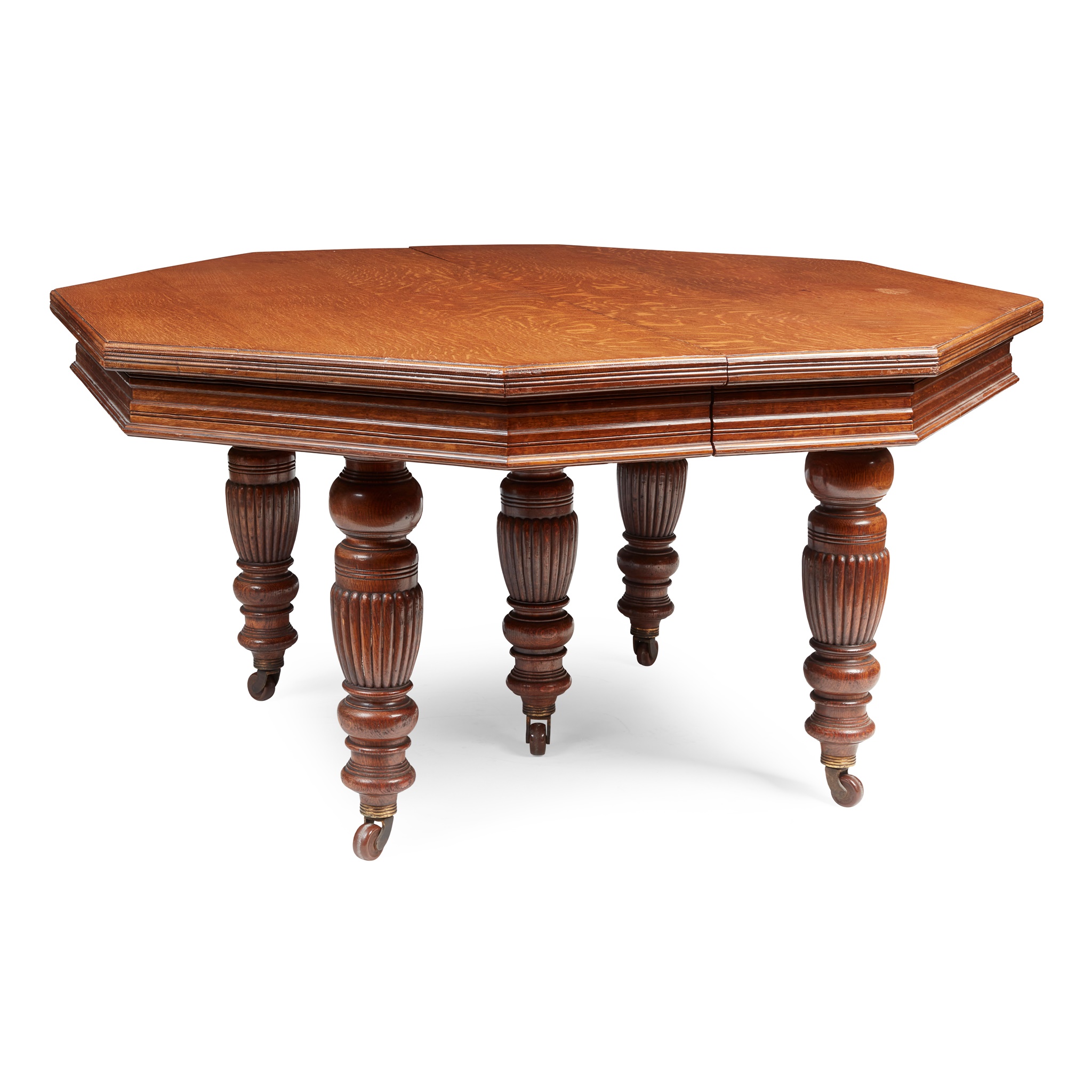 VICTORIAN OAK LARGE EXTENDING DINING TABLE