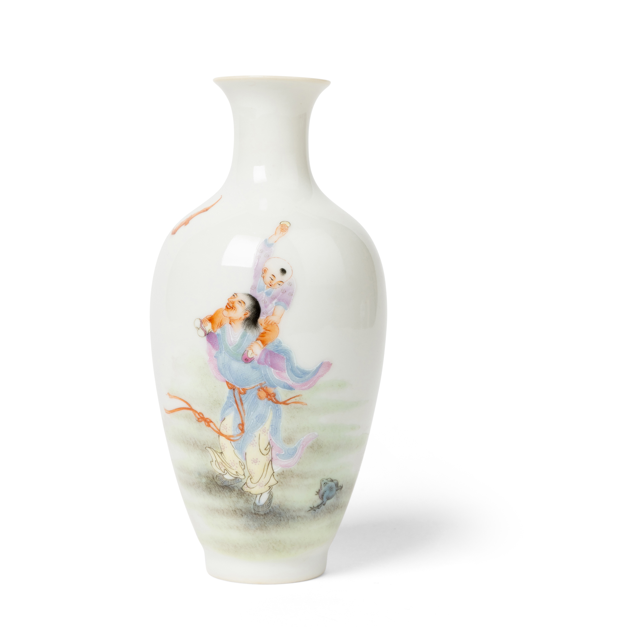CHINESE FALANGCAI 'IMMORTAL' VASE