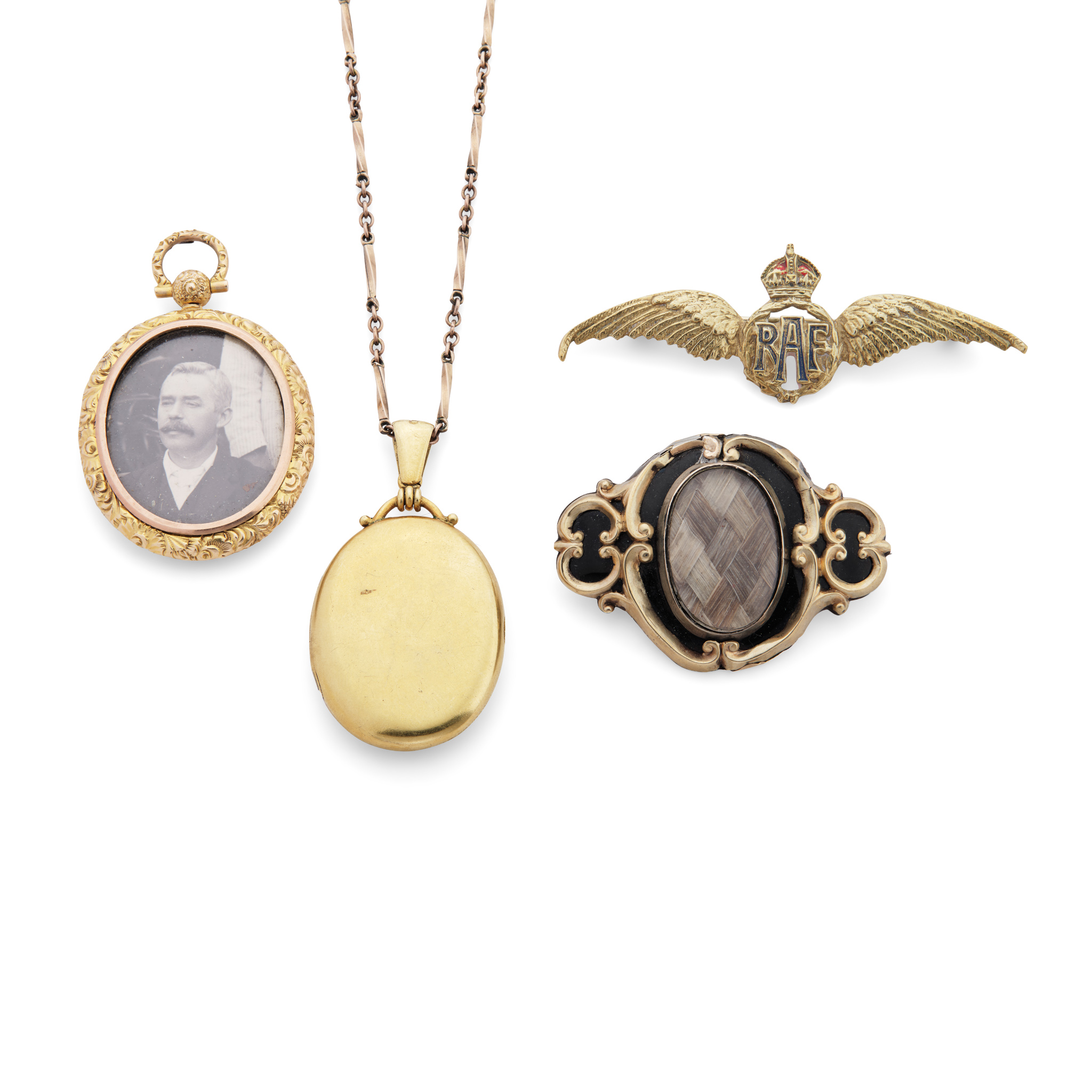 A collection of jewellery