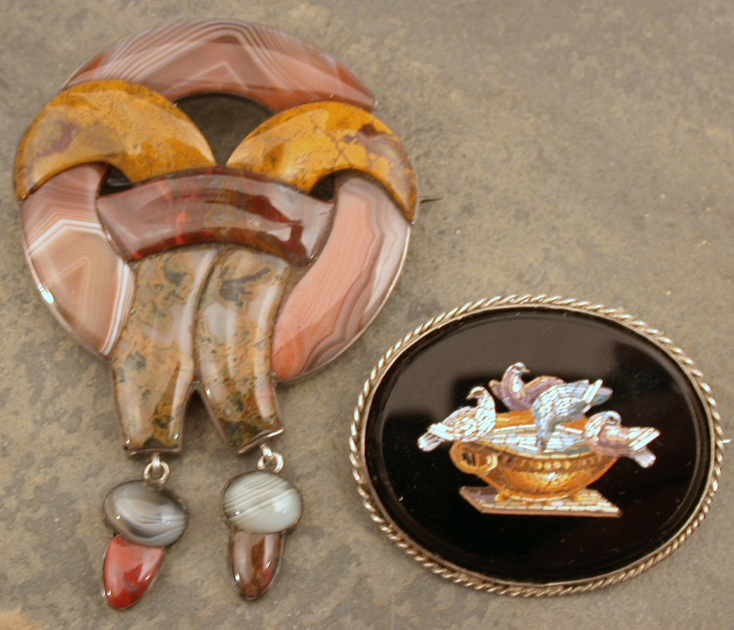 A large Victorian silver 'knot' brooch