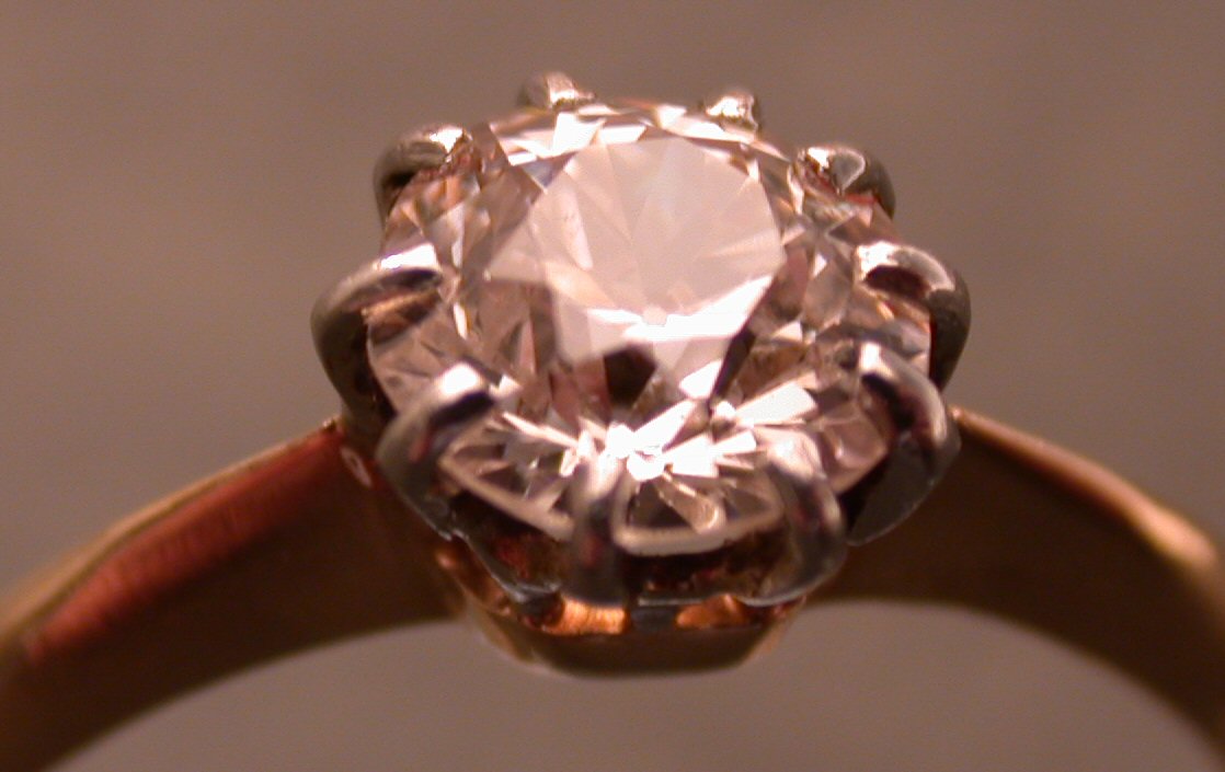 A diamond single stone ring,