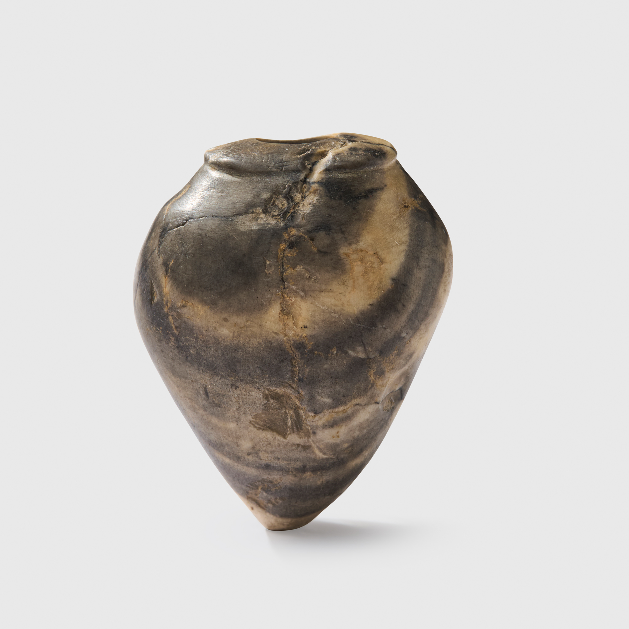 PREDYNASTIC ANCIENT EGYPTIAN HEART JAR