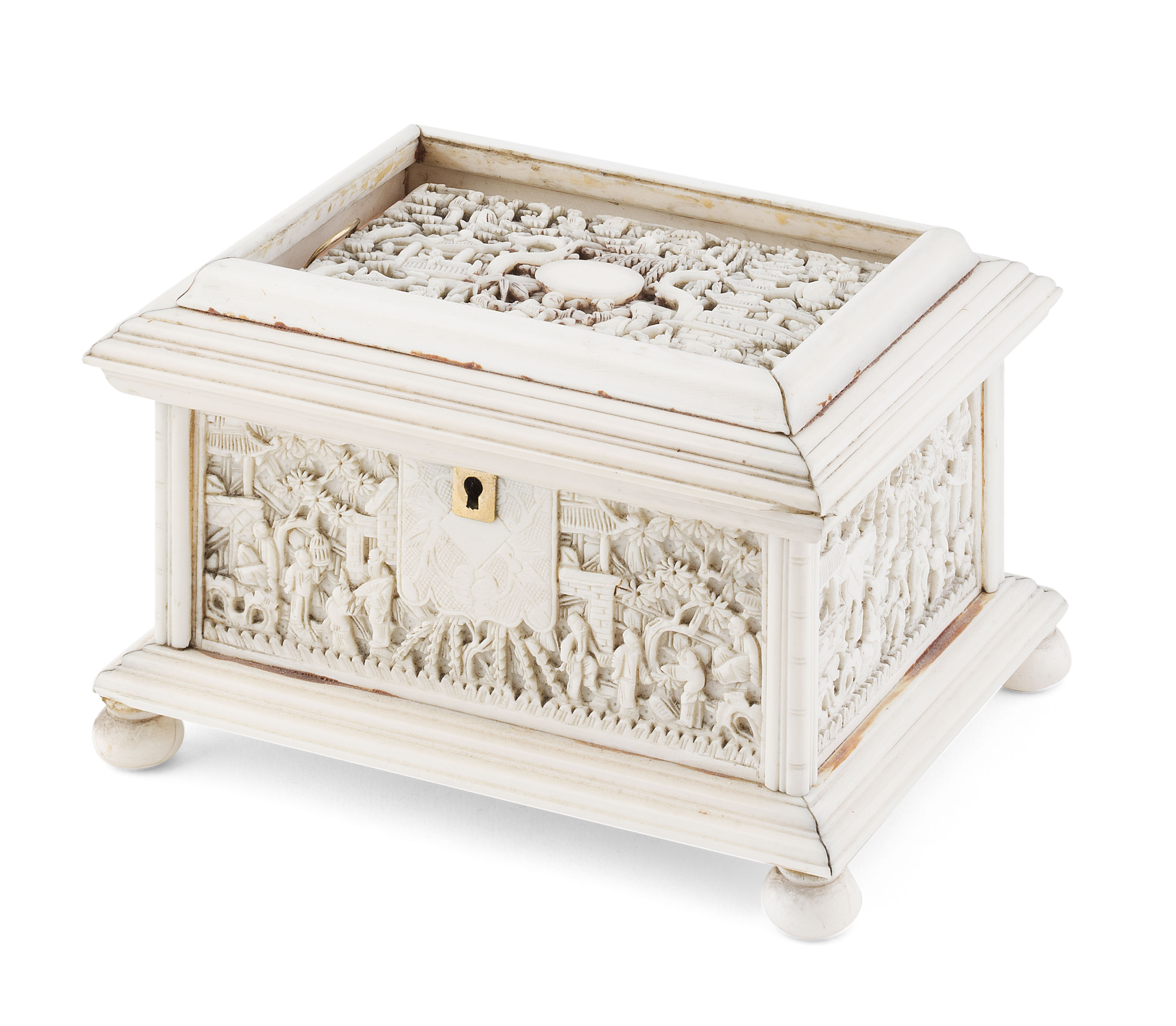 CHINESE EXPORT CARVED IVORY BOX