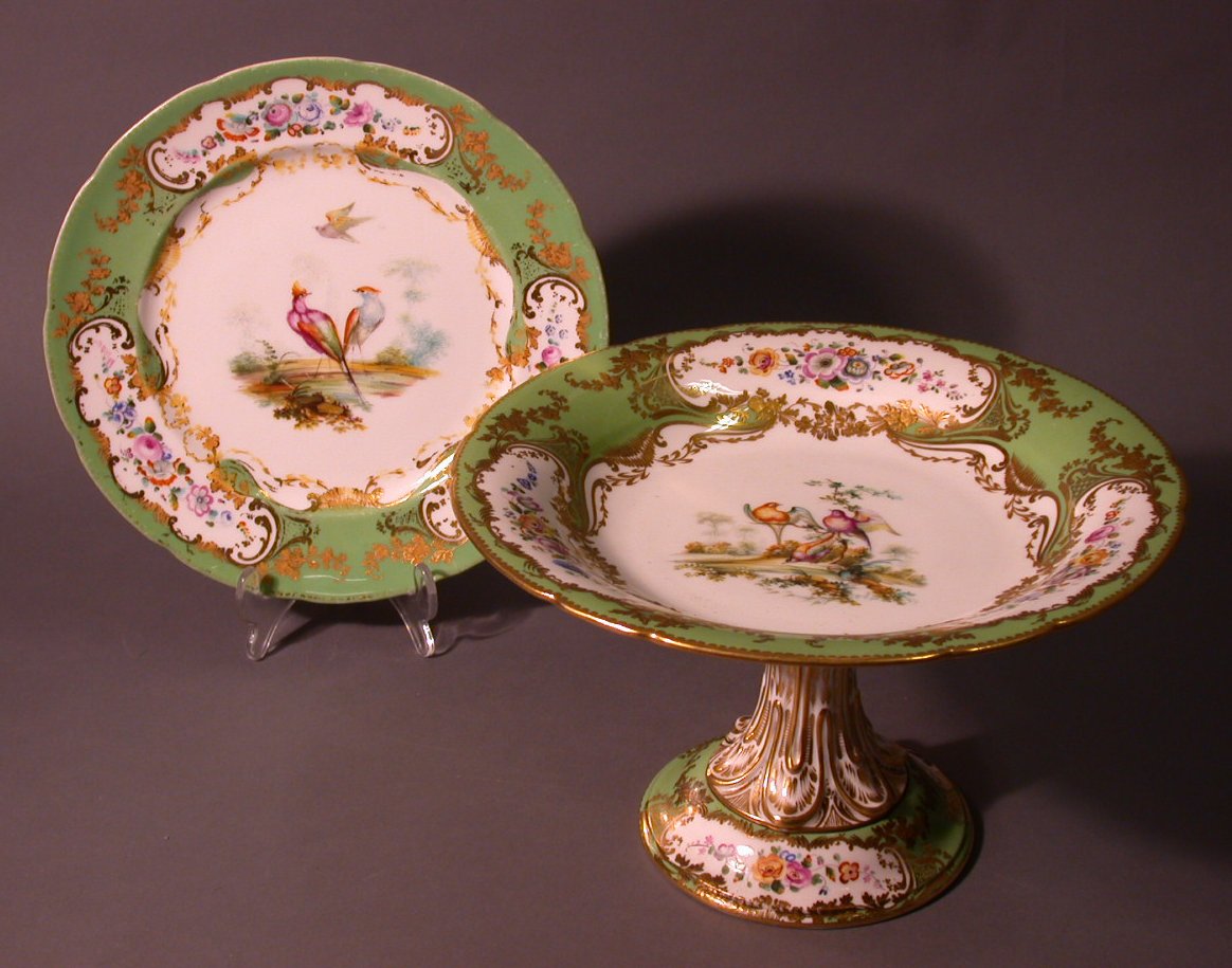 An English porcelain part dessert service